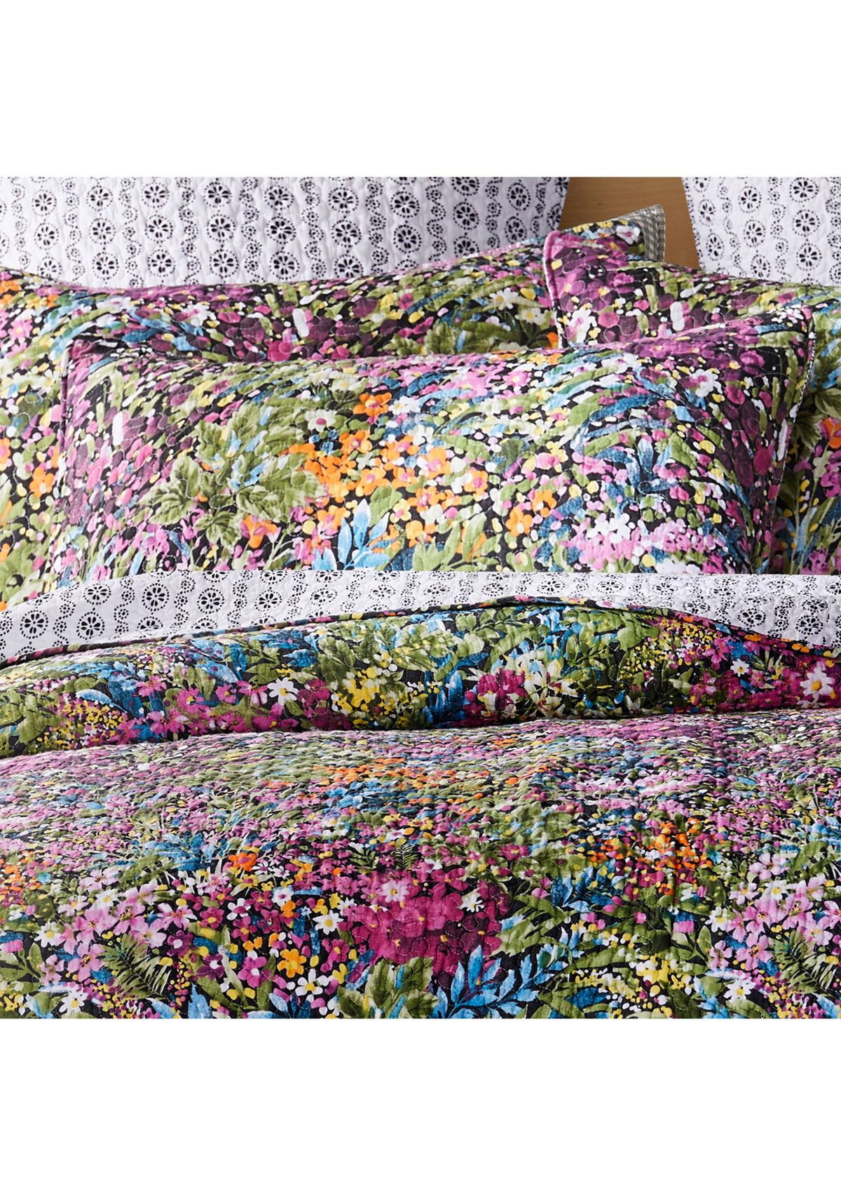 Basel Full/Queen Quilt Set