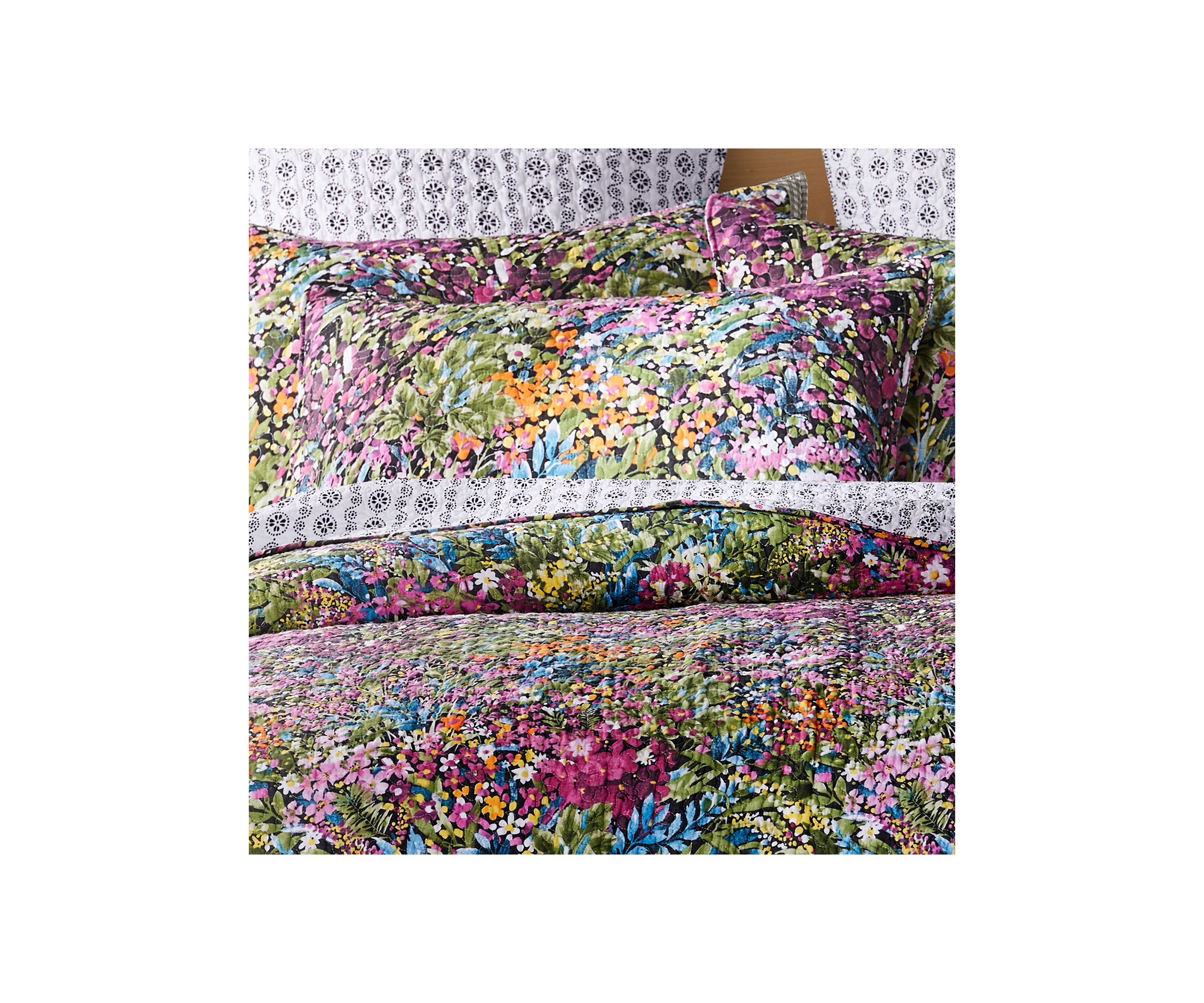 Basel Full/Queen Quilt Set