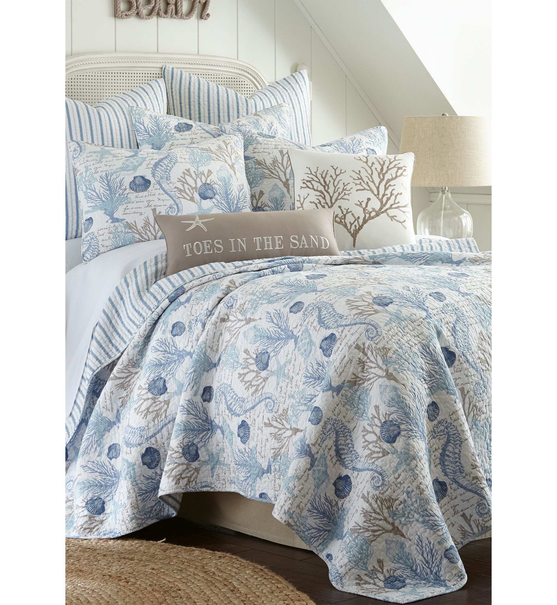 Galapagos Blue Full/Queen Quilt Set