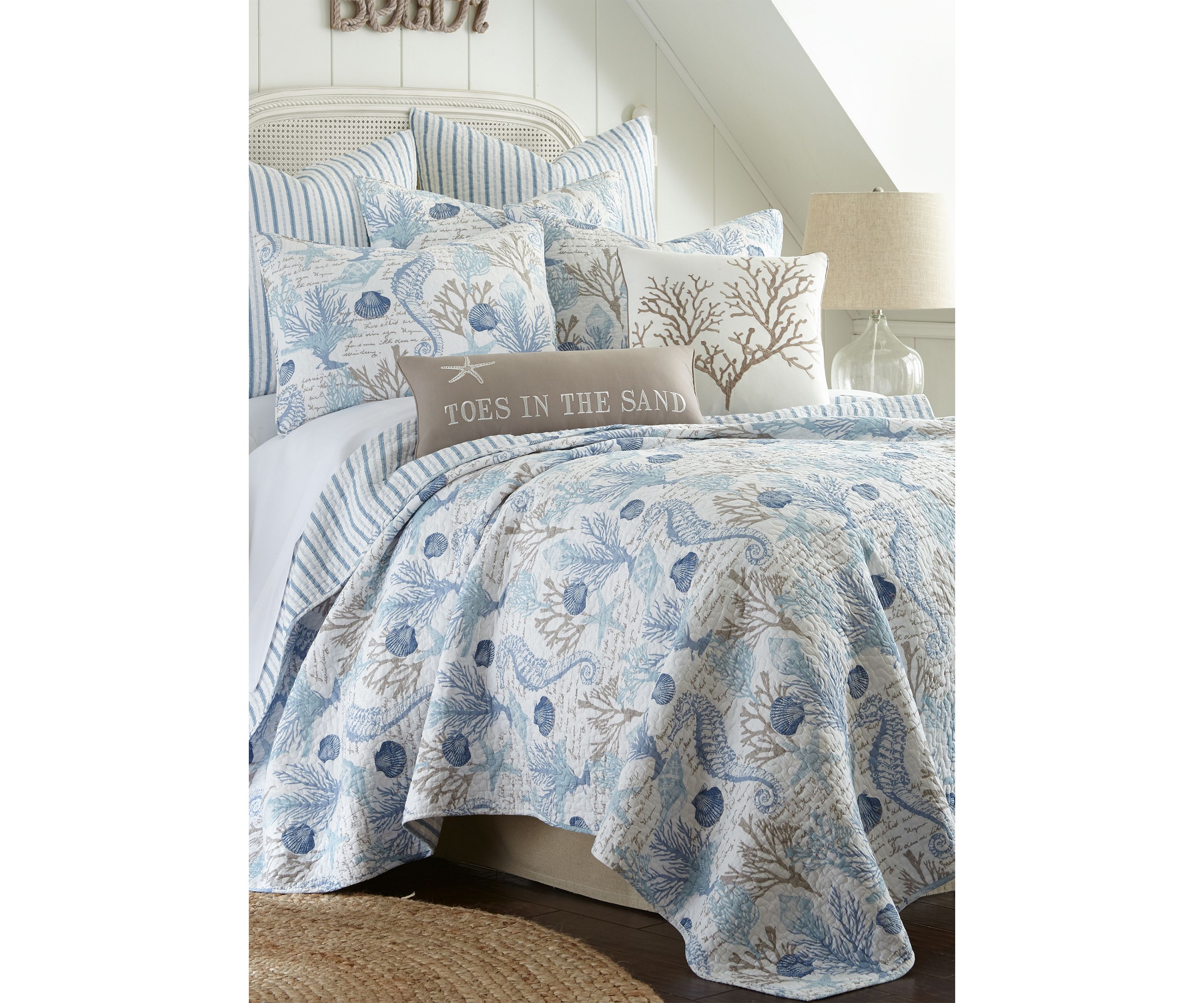 Galapagos Blue Full/Queen Quilt Set
