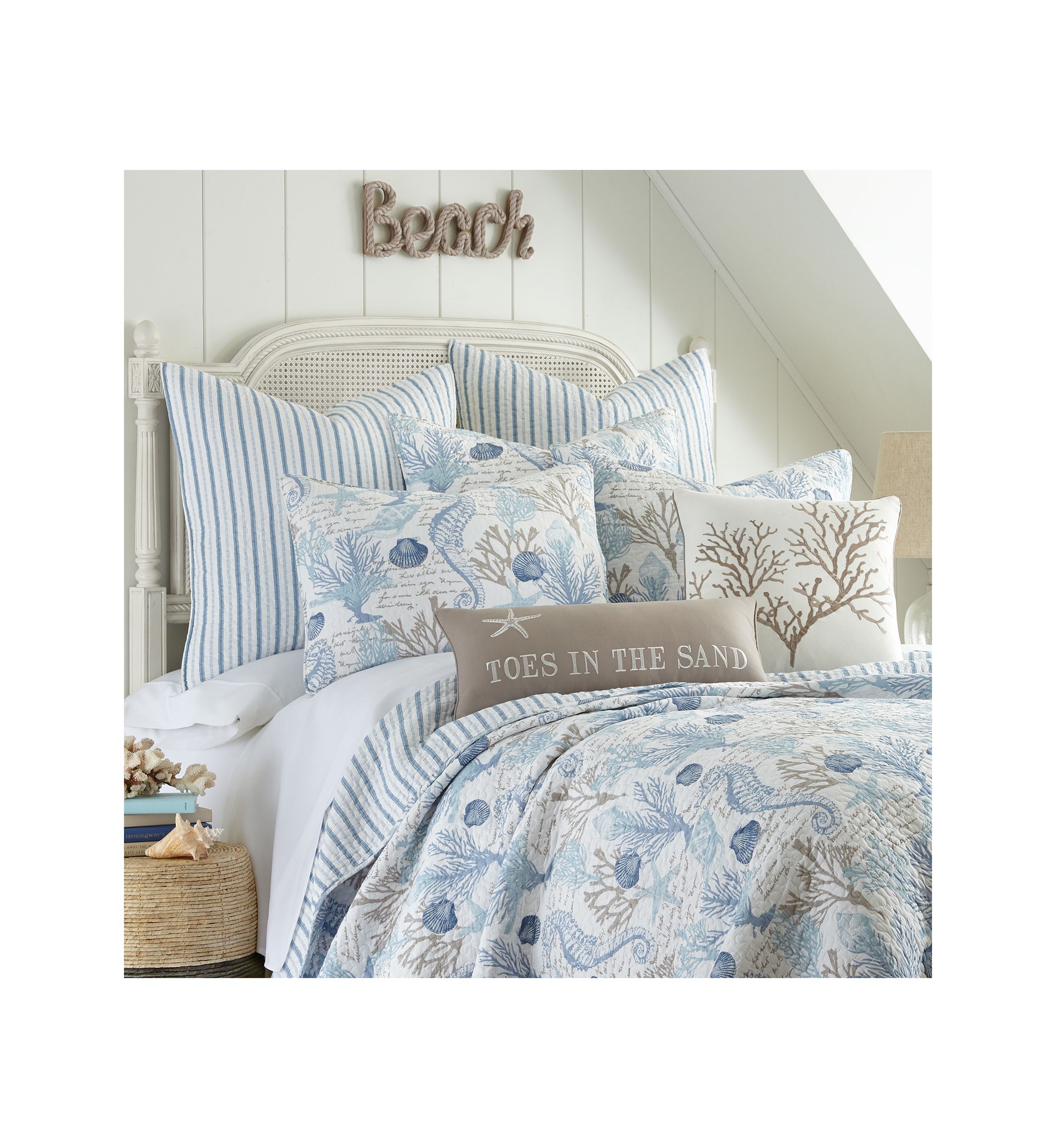Galapagos Blue Full/Queen Quilt Set