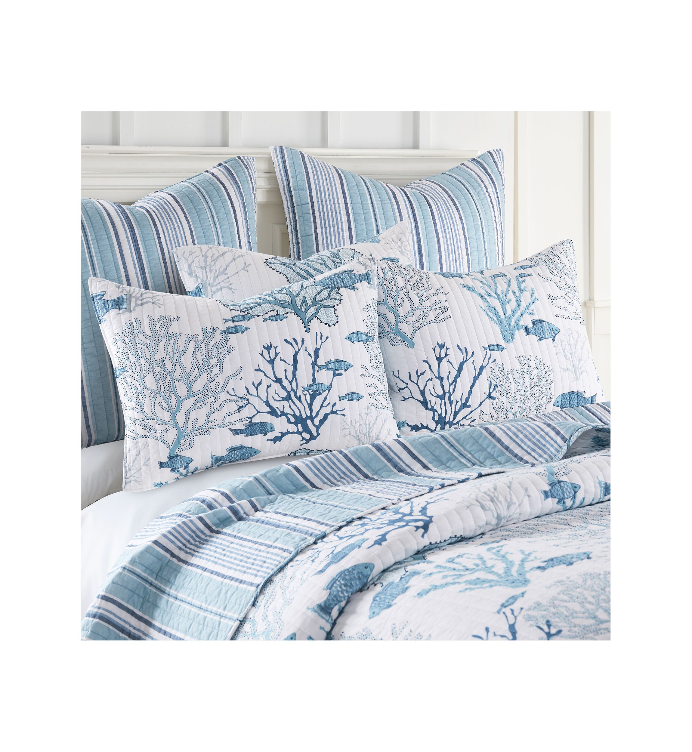 Lacey Sea Quilt Set
