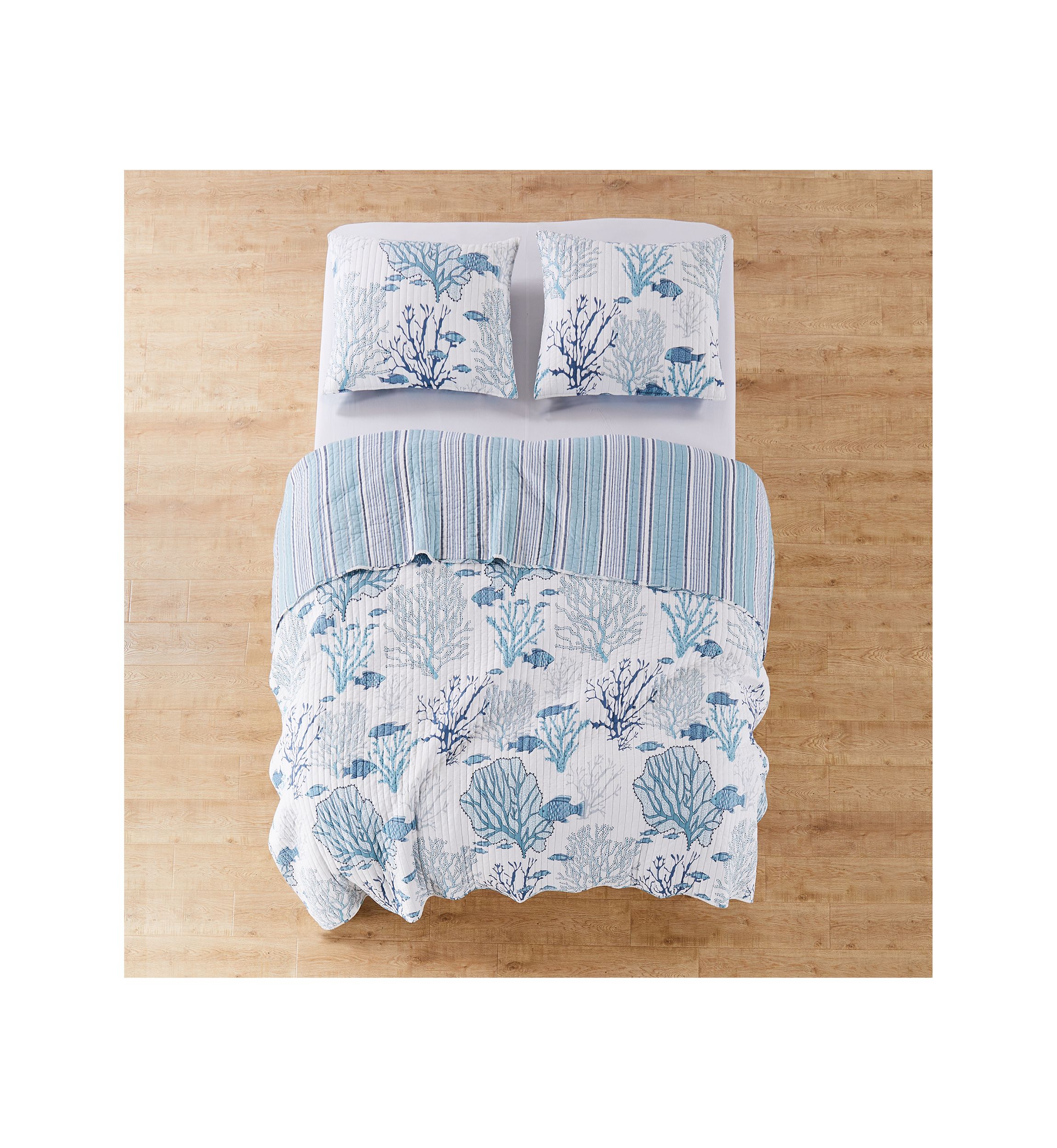 Lacey Sea Quilt Set