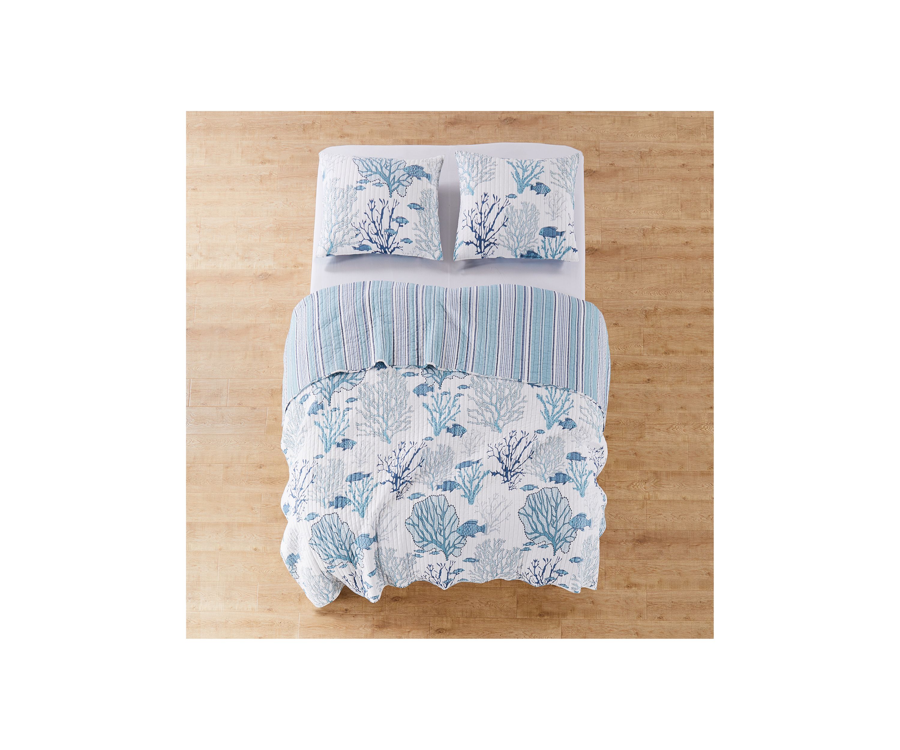 Lacey Sea Quilt Set
