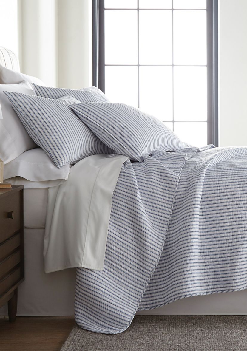 Tobago Stripe Blue Quilt Set