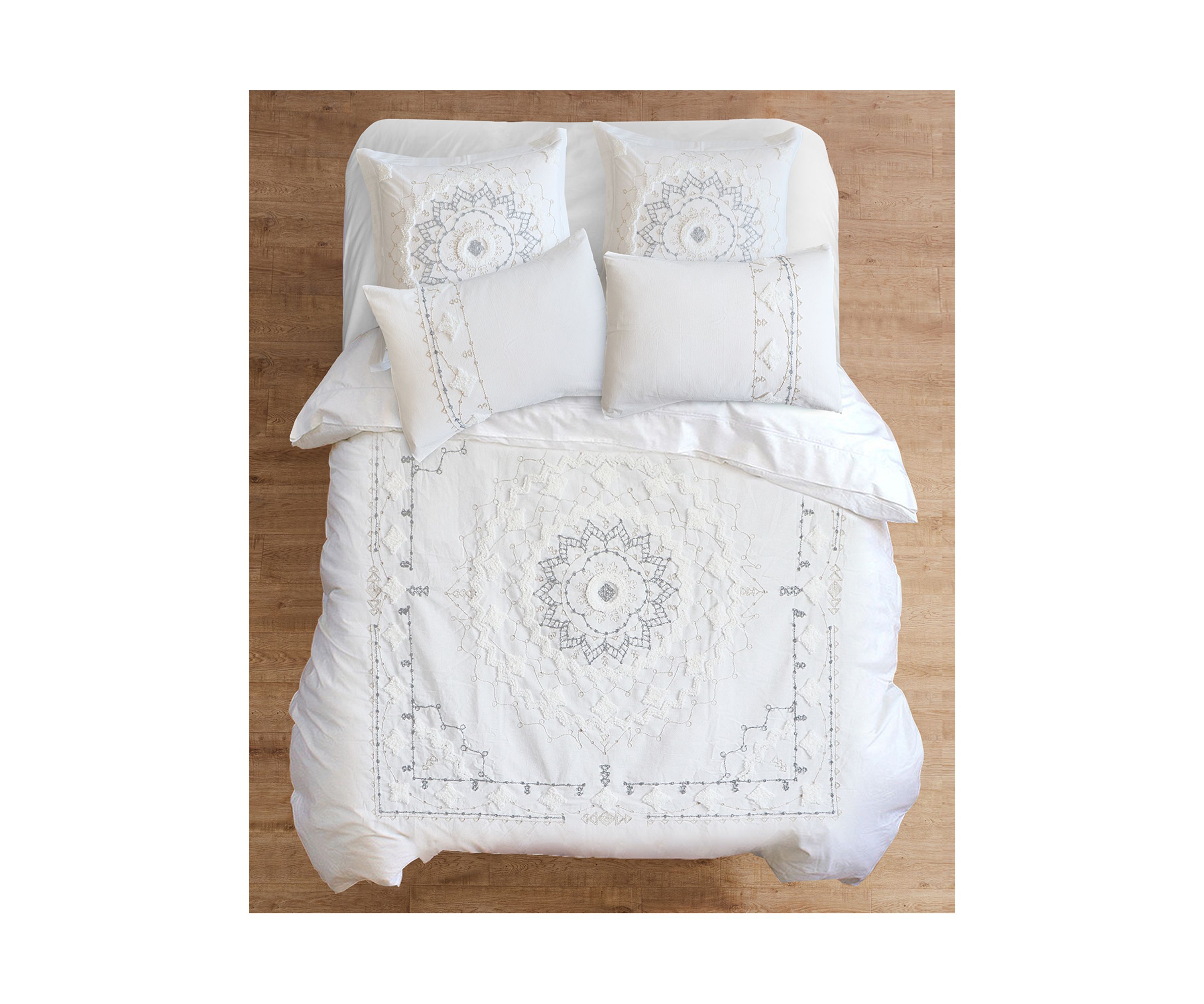 Harleson Medallion 3 Piece Comforter Set