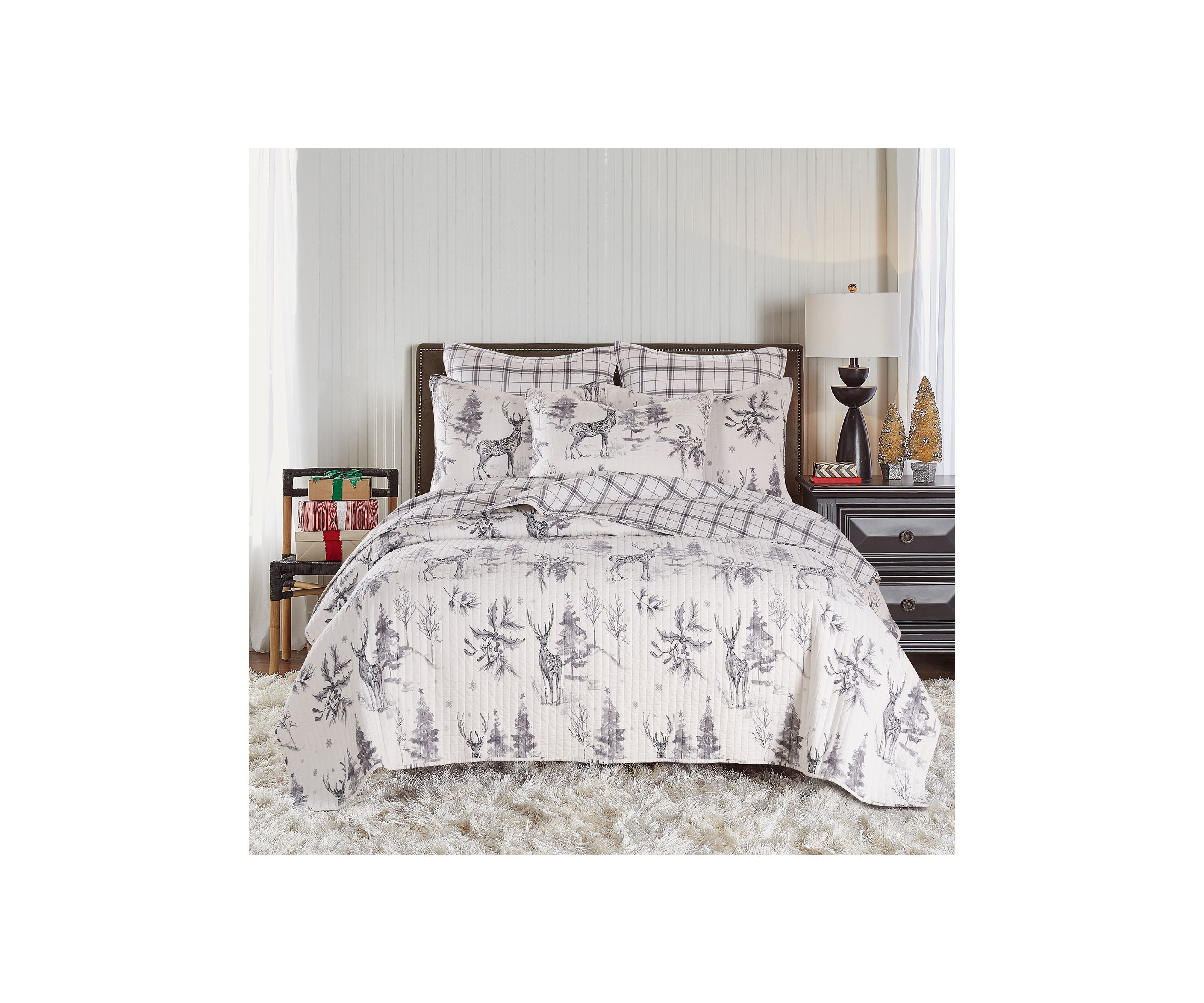 Sleigh Bells Gray Quilt