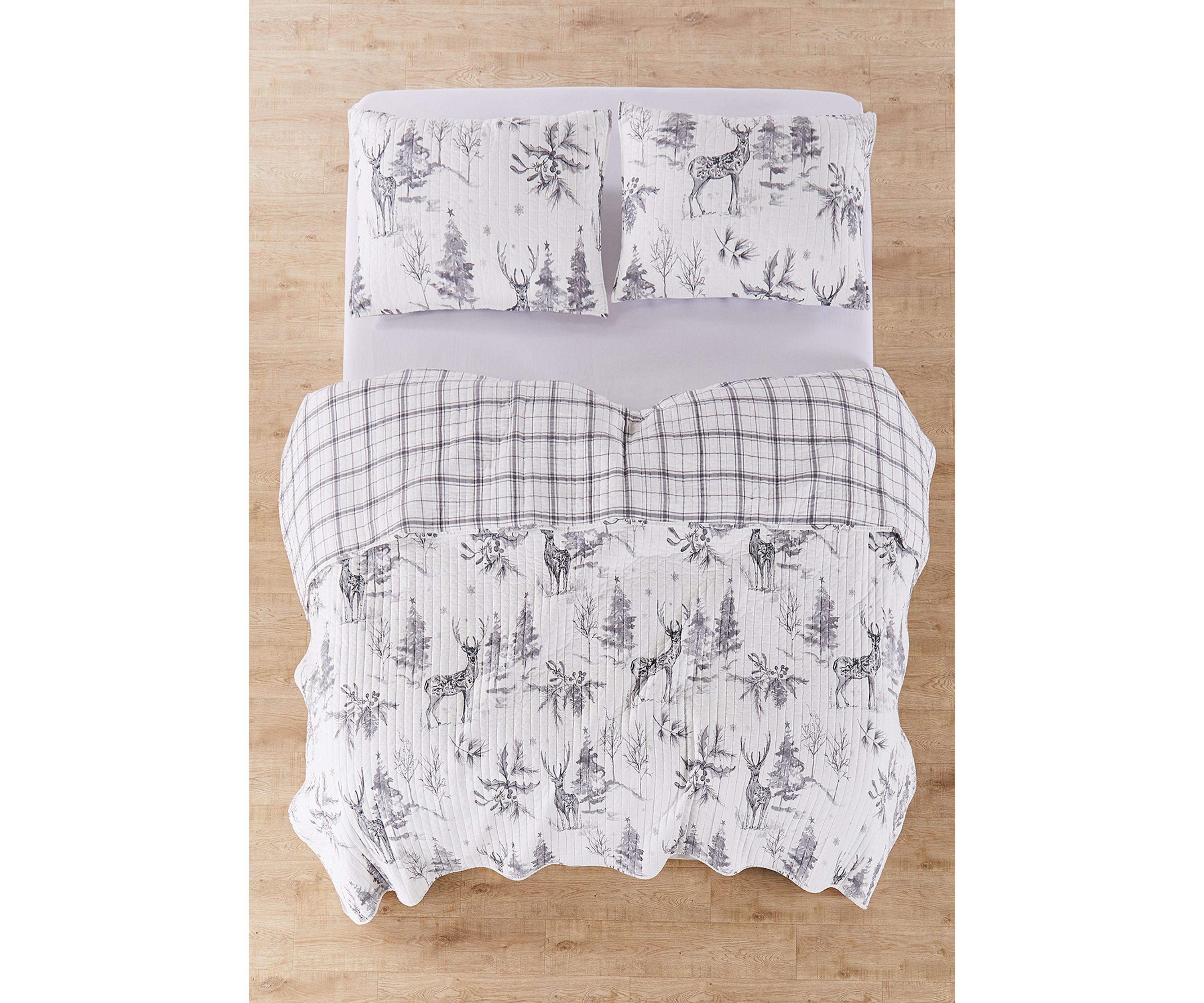 Sleigh Bells Gray Quilt
