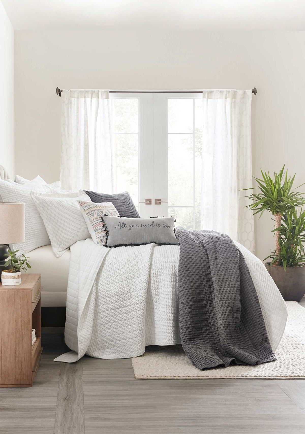 Mills Waffle Quilt Set