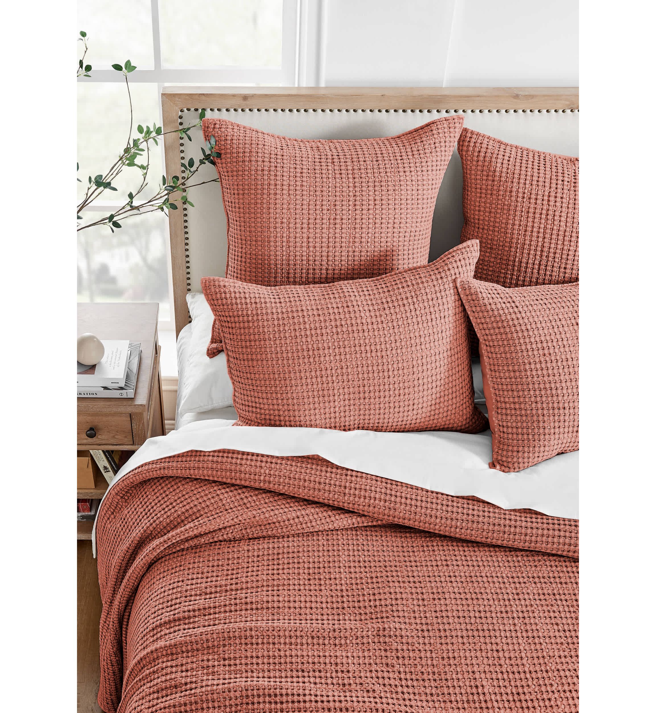 Mills Waffle Quilt Set