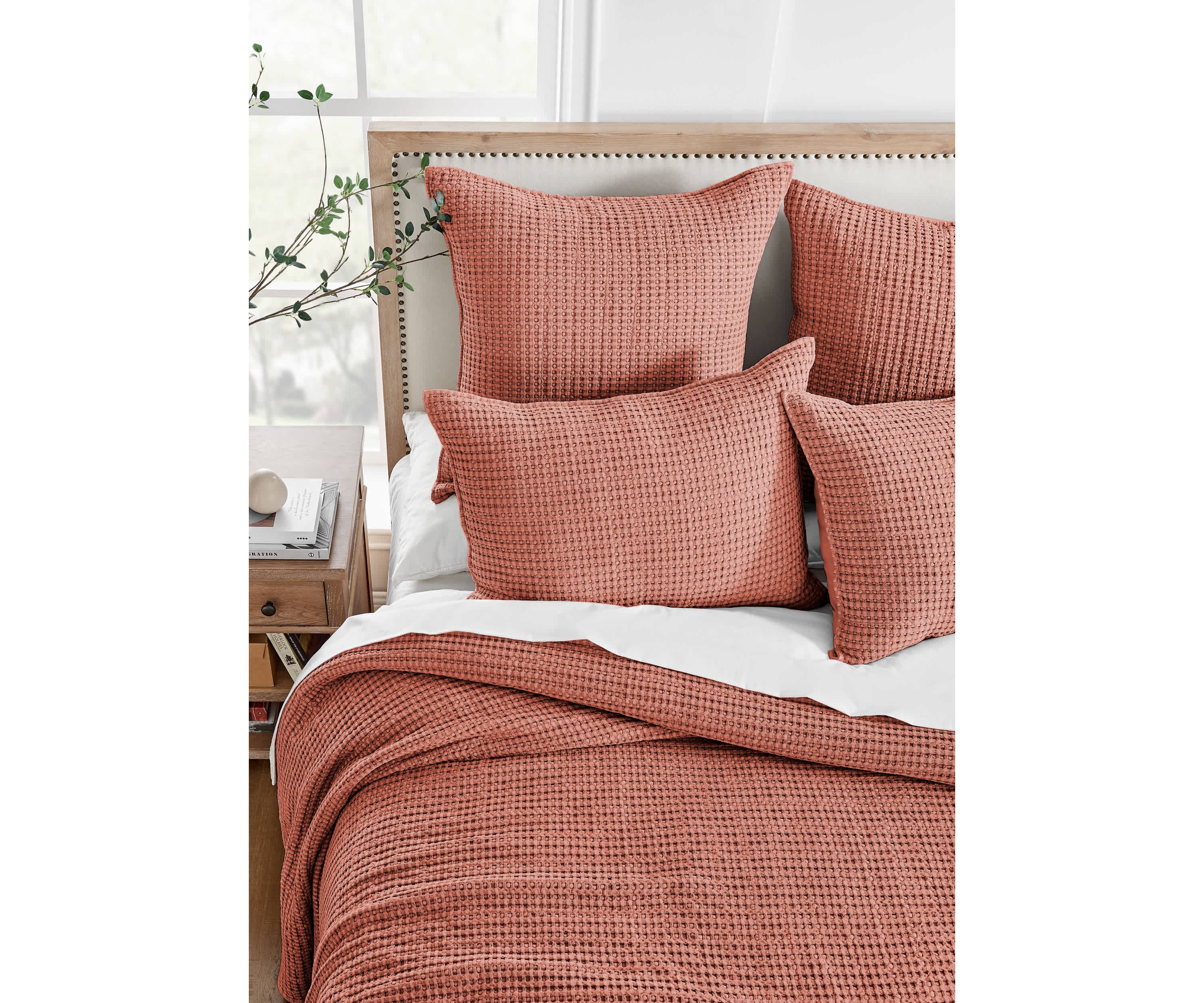 Mills Waffle Quilt Set