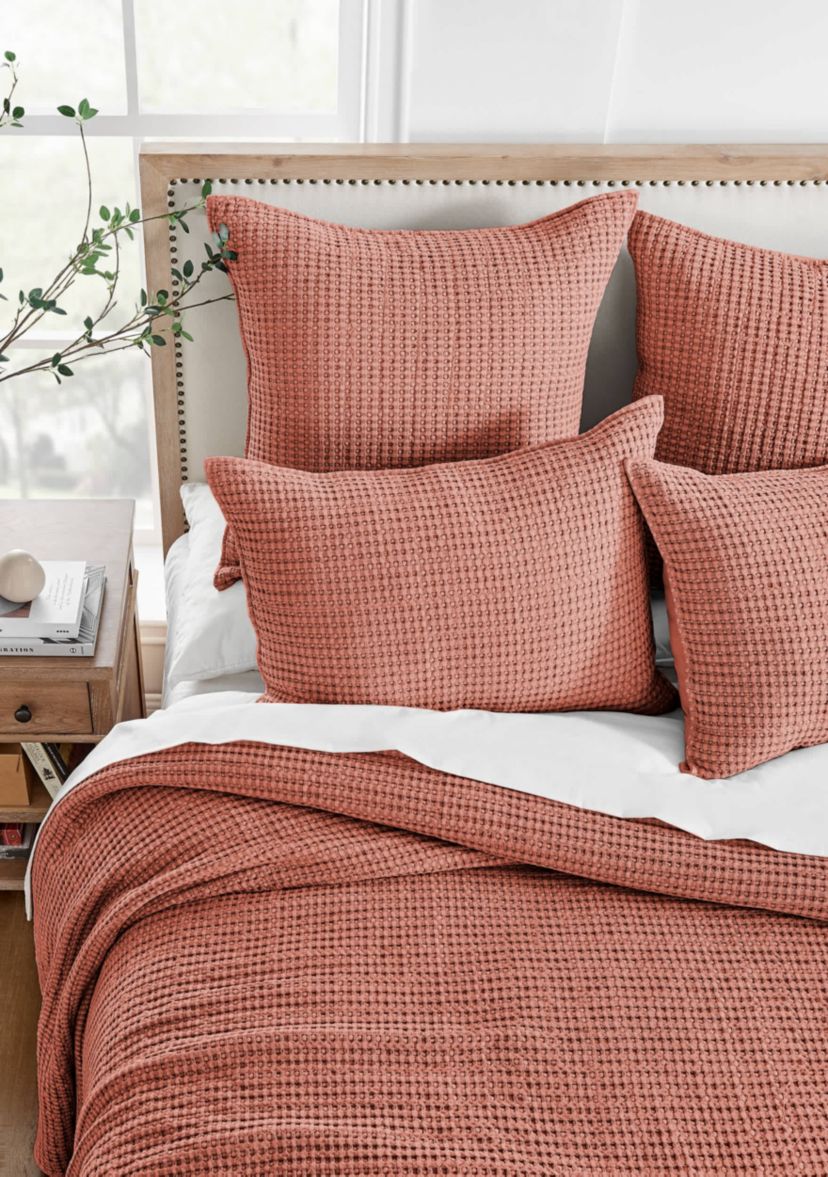 Mills Waffle Quilt Set