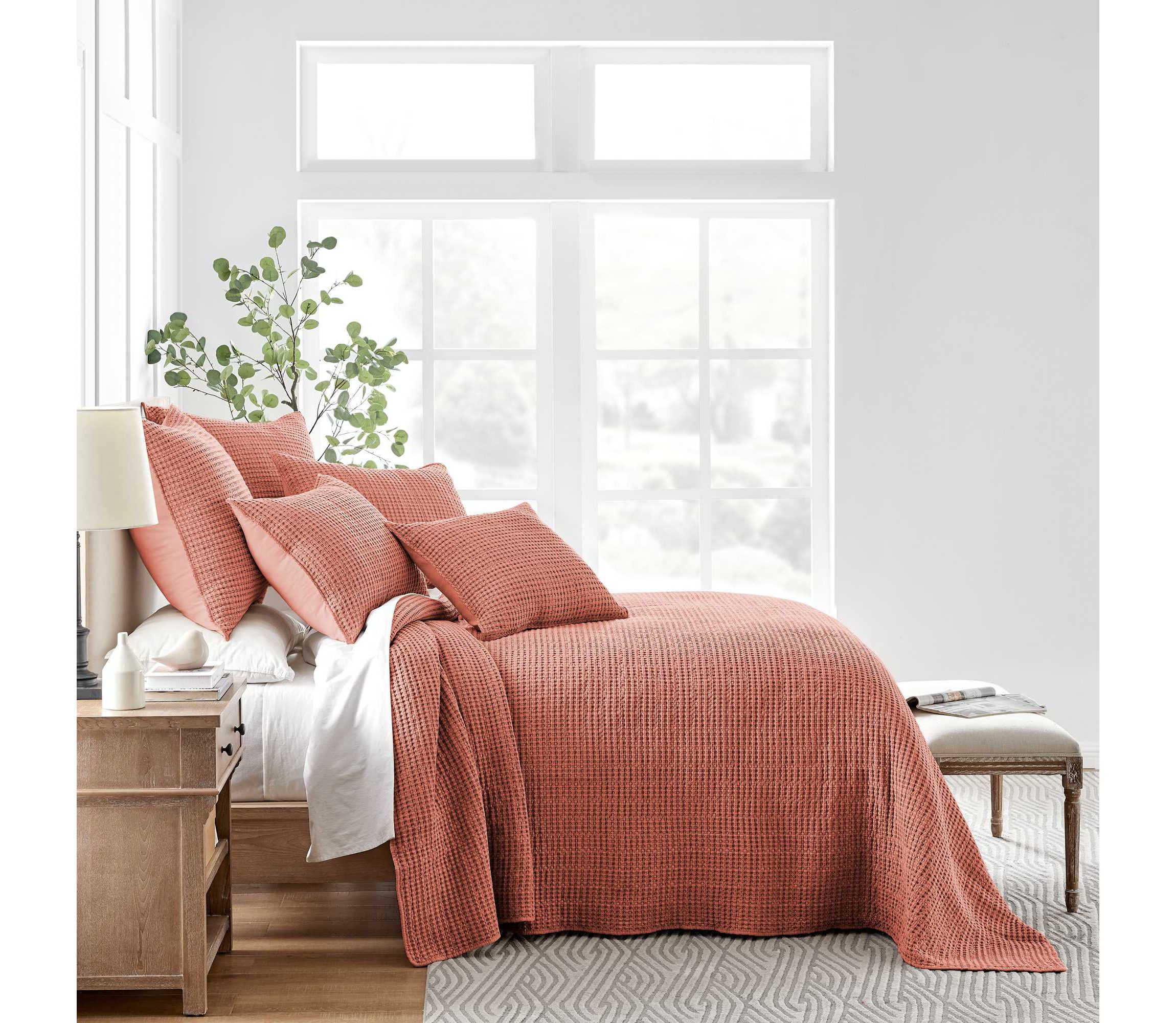 Mills Waffle Bedspread Set