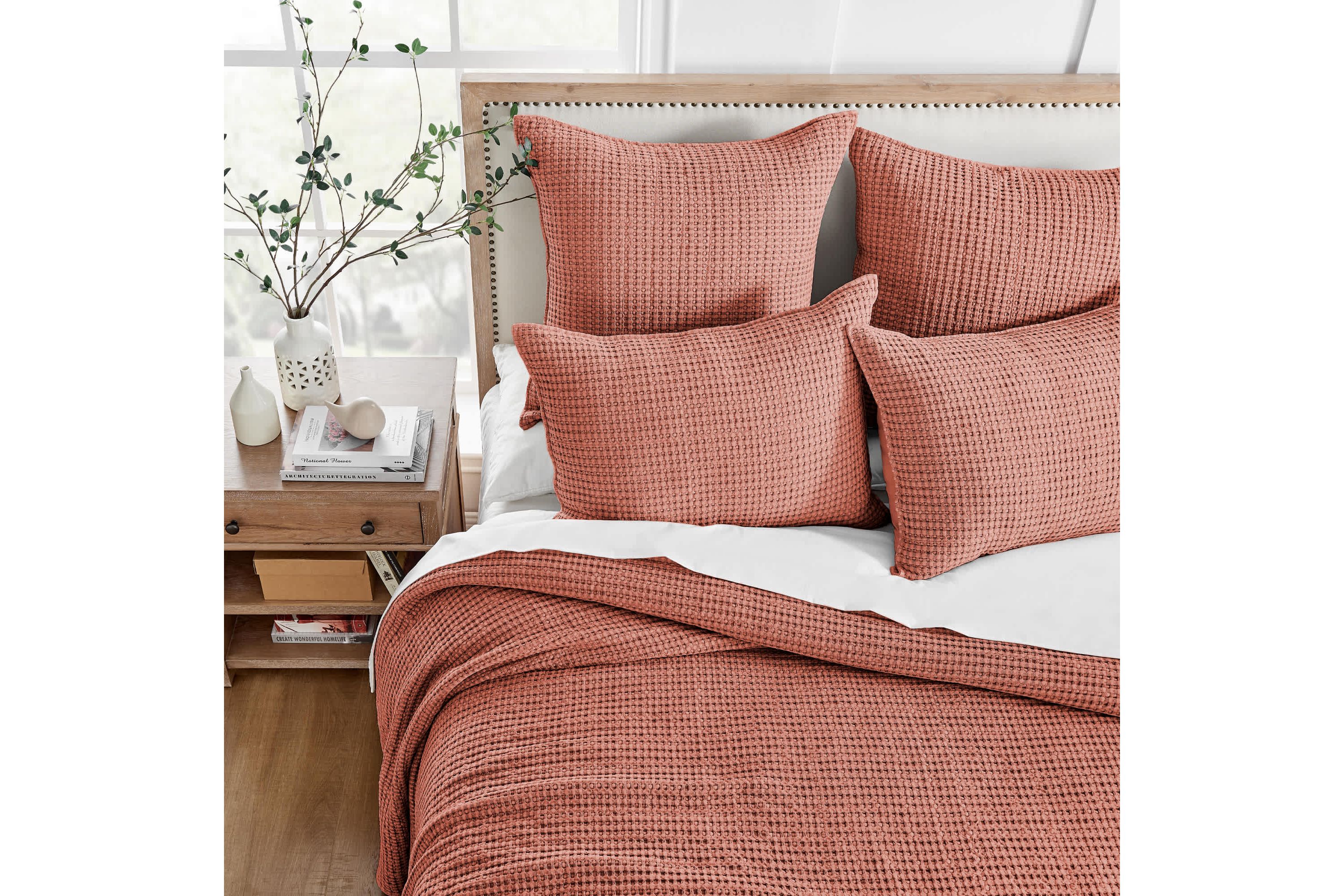 Mills Waffle Bedspread Set