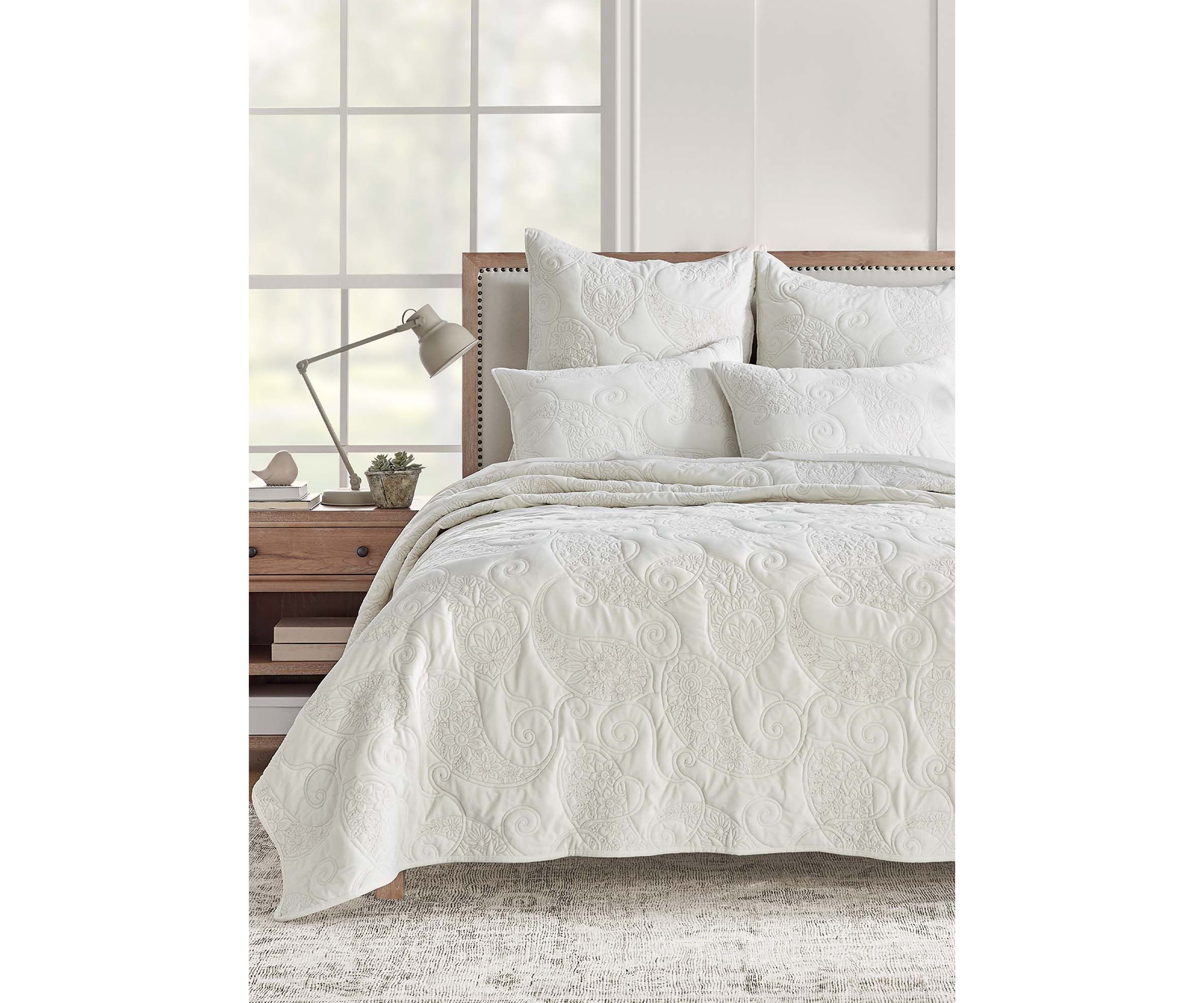 Cream Velvet King  Quilt Set