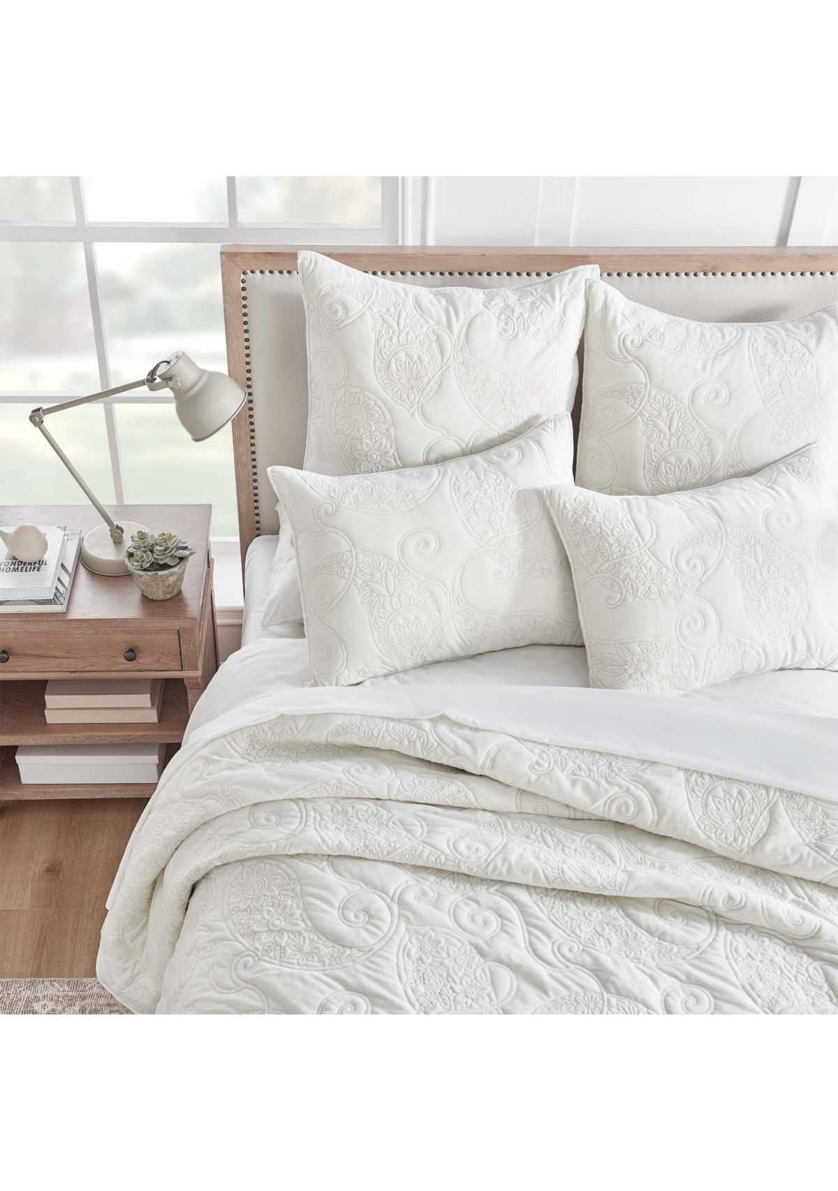 Cream Velvet King  Quilt Set