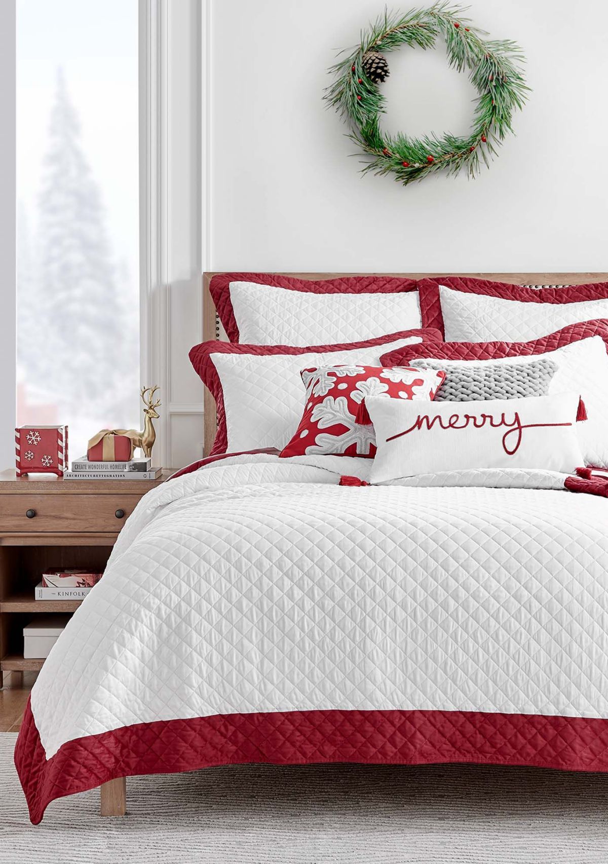 All is Bright Full/Queen Quilt Set