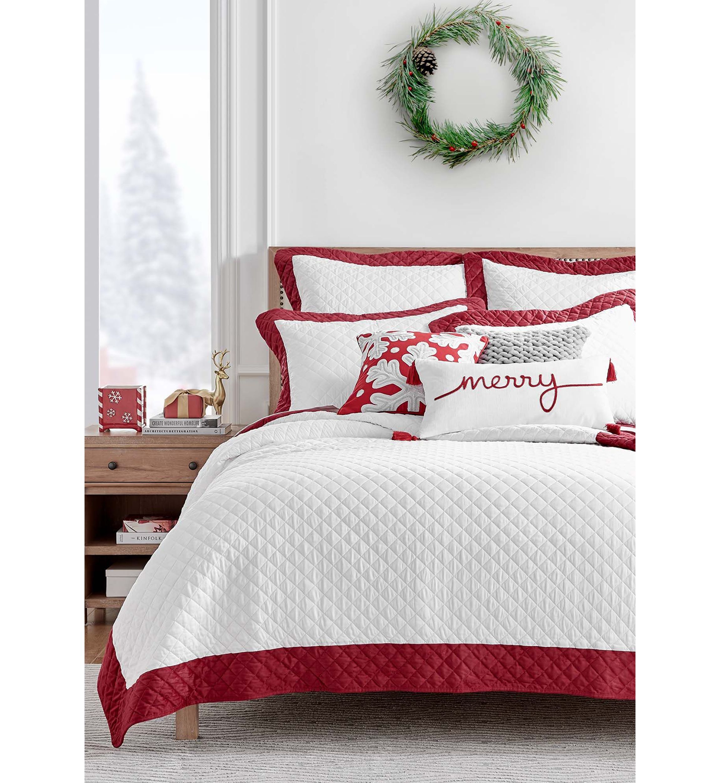 All is Bright Full/Queen Quilt Set