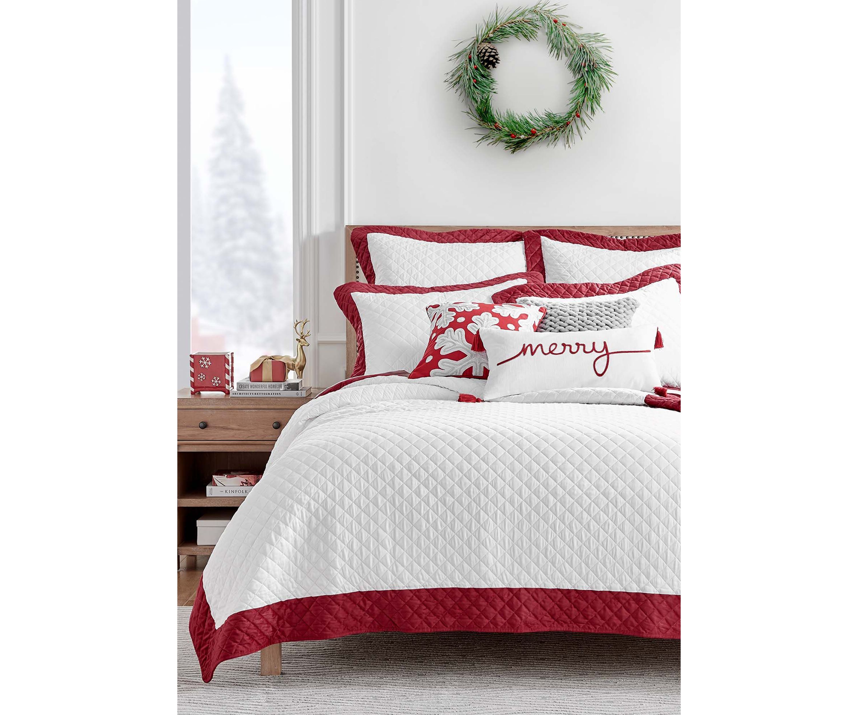 All is Bright Full/Queen Quilt Set