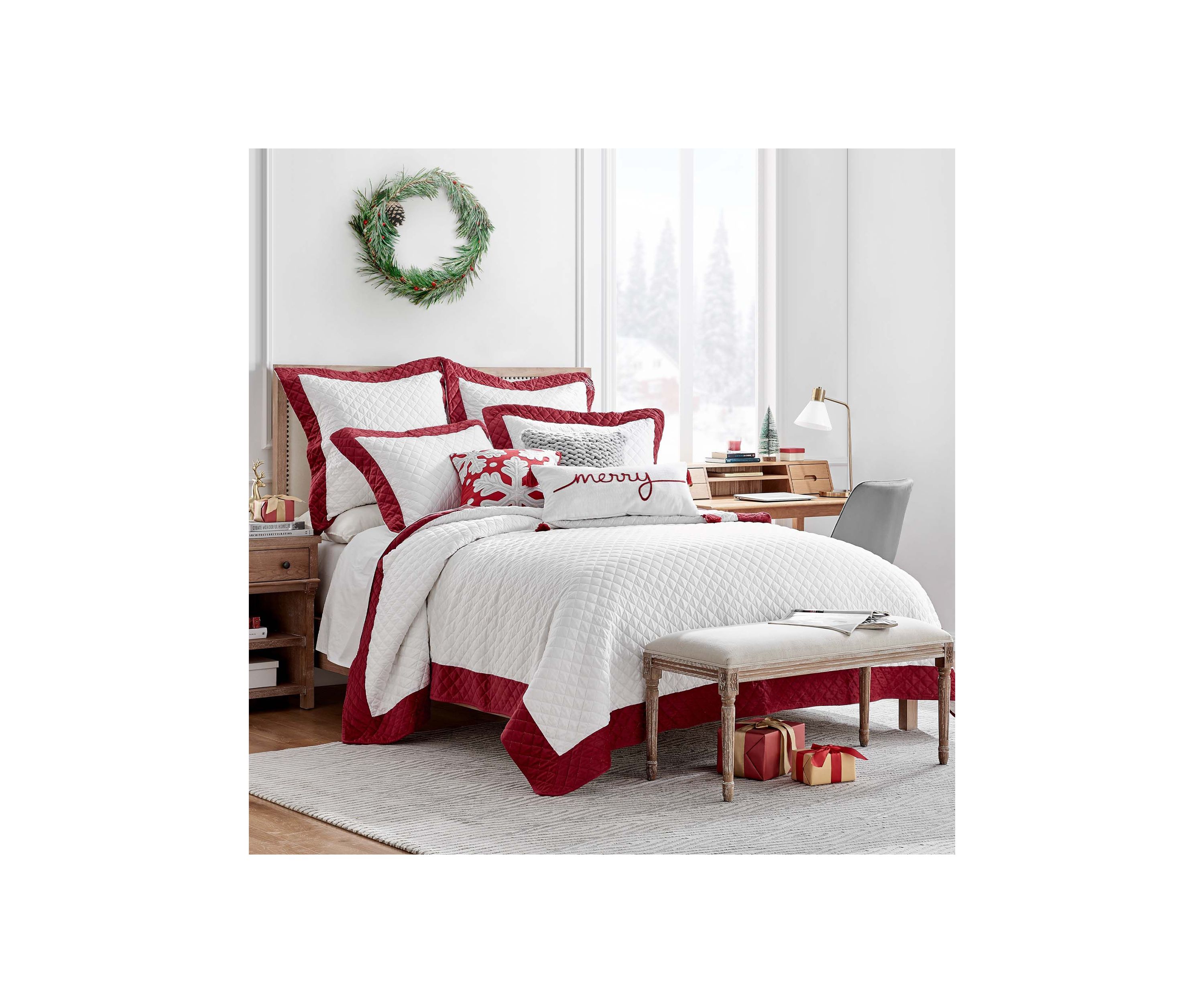 All is Bright Full/Queen Quilt Set