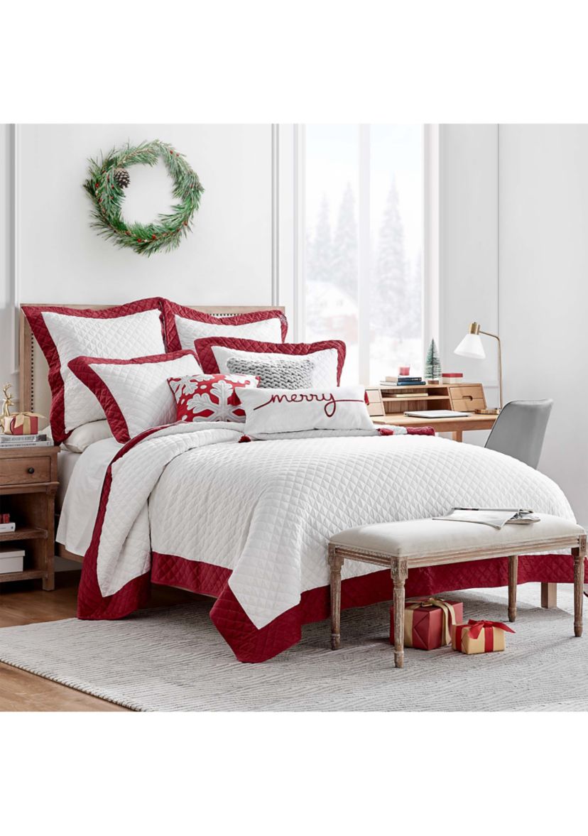 All is Bright Full/Queen Quilt Set