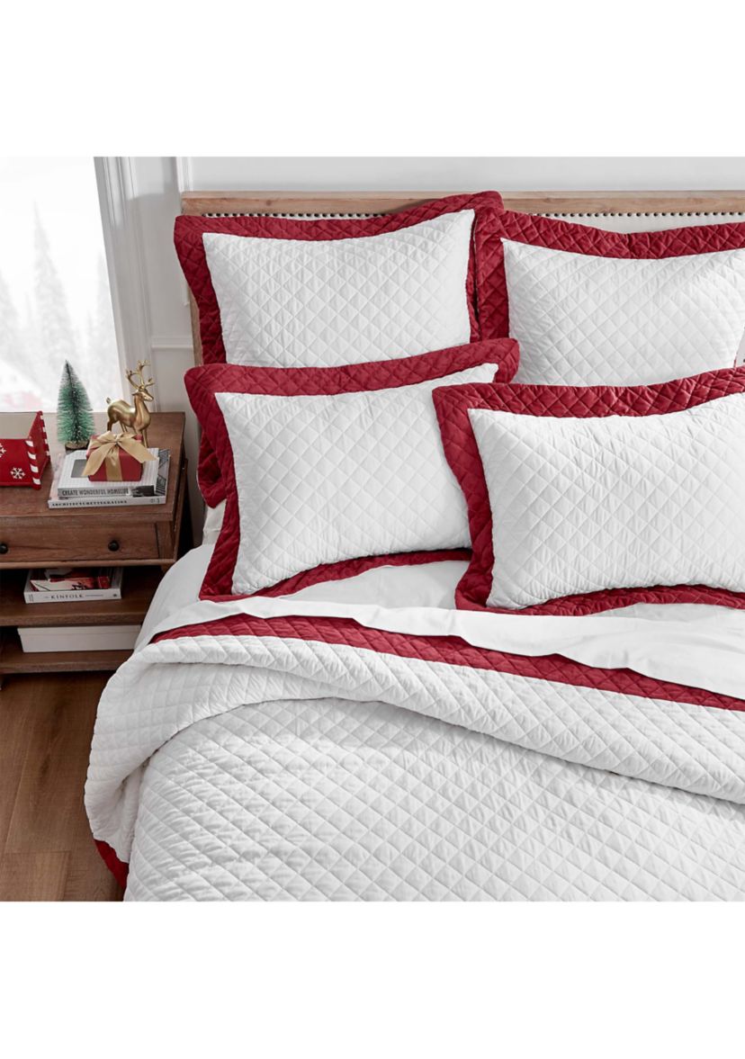 All is Bright Full/Queen Quilt Set