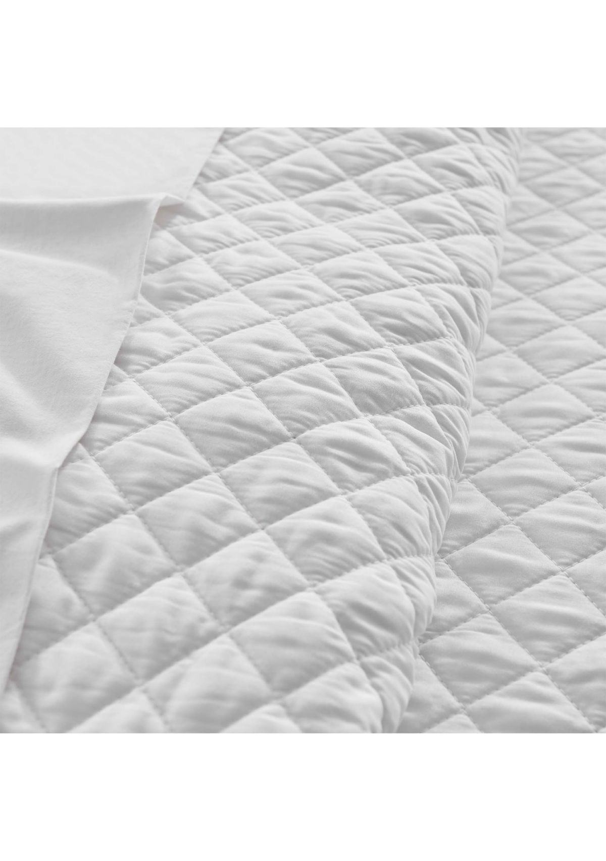 All is Bright Full/Queen Quilt Set