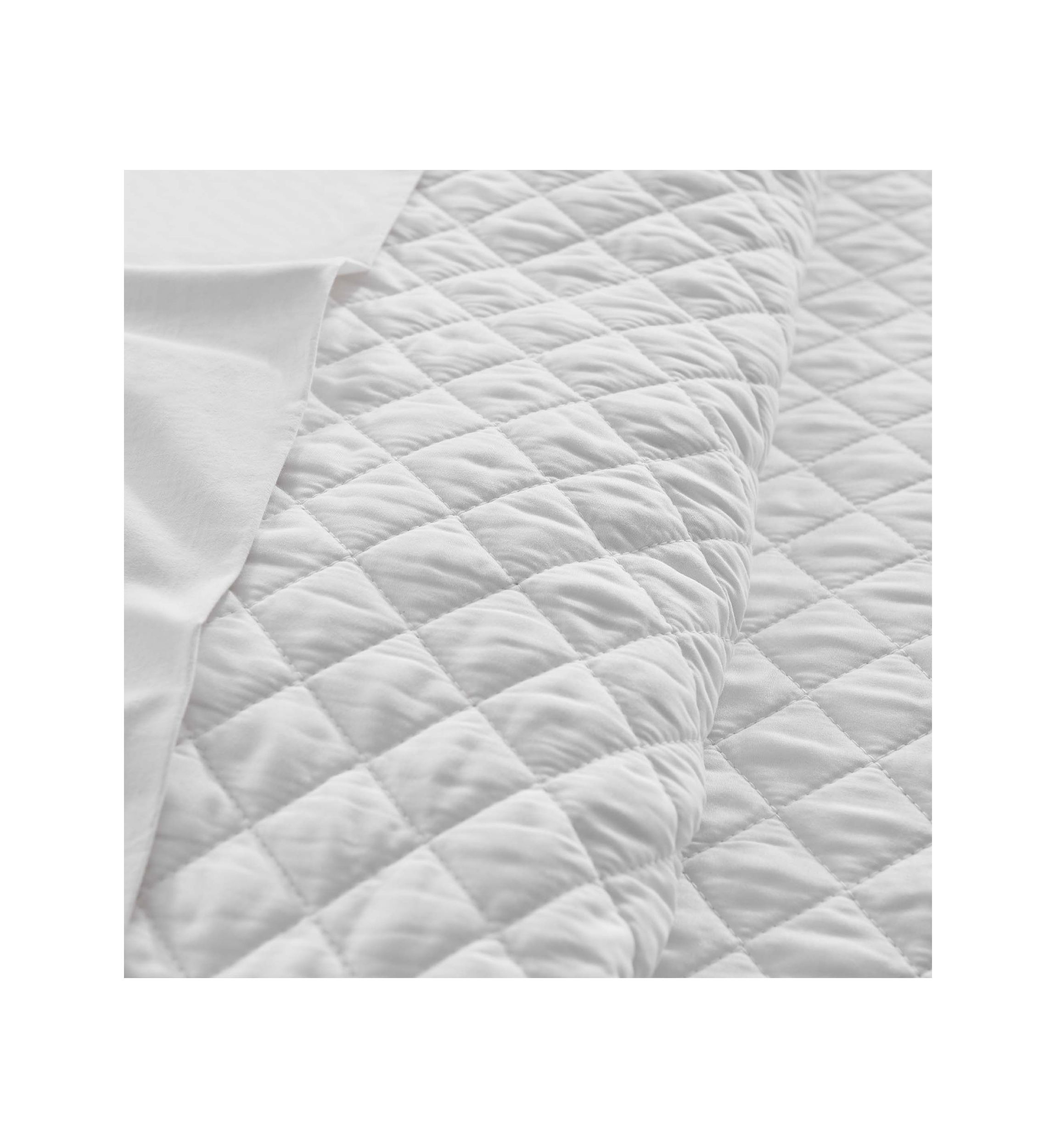 All is Bright Full/Queen Quilt Set