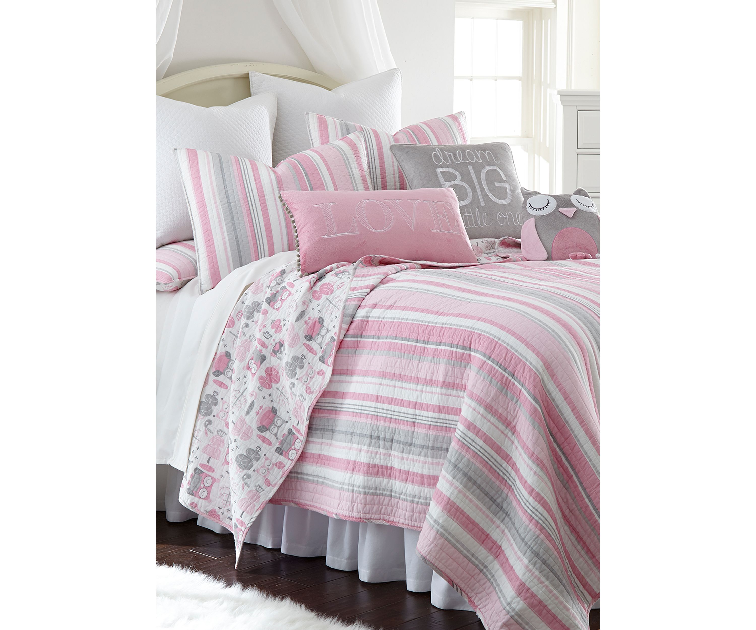 Janice Quilt Set