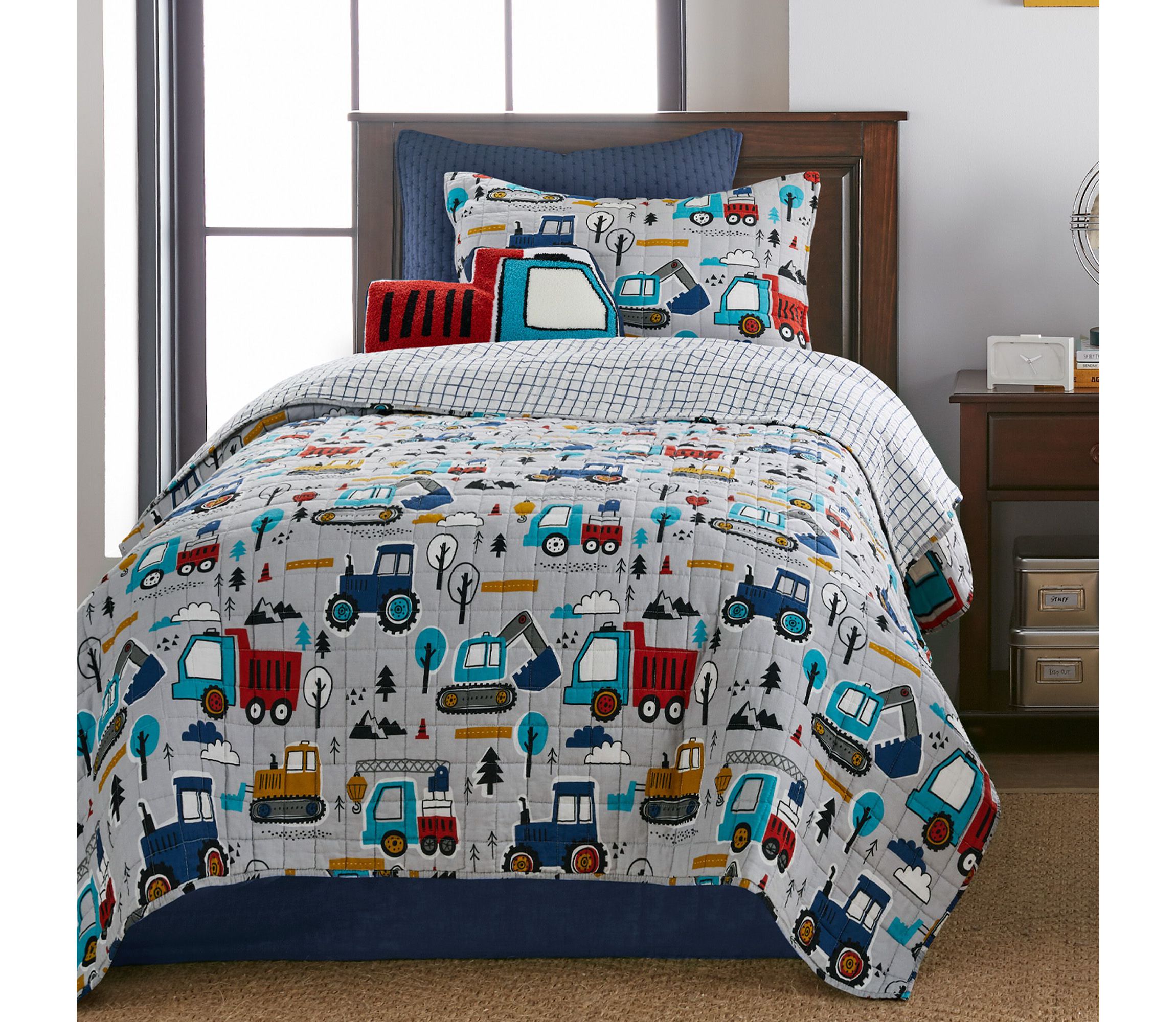 Mod Trucks Twin Quilt Set