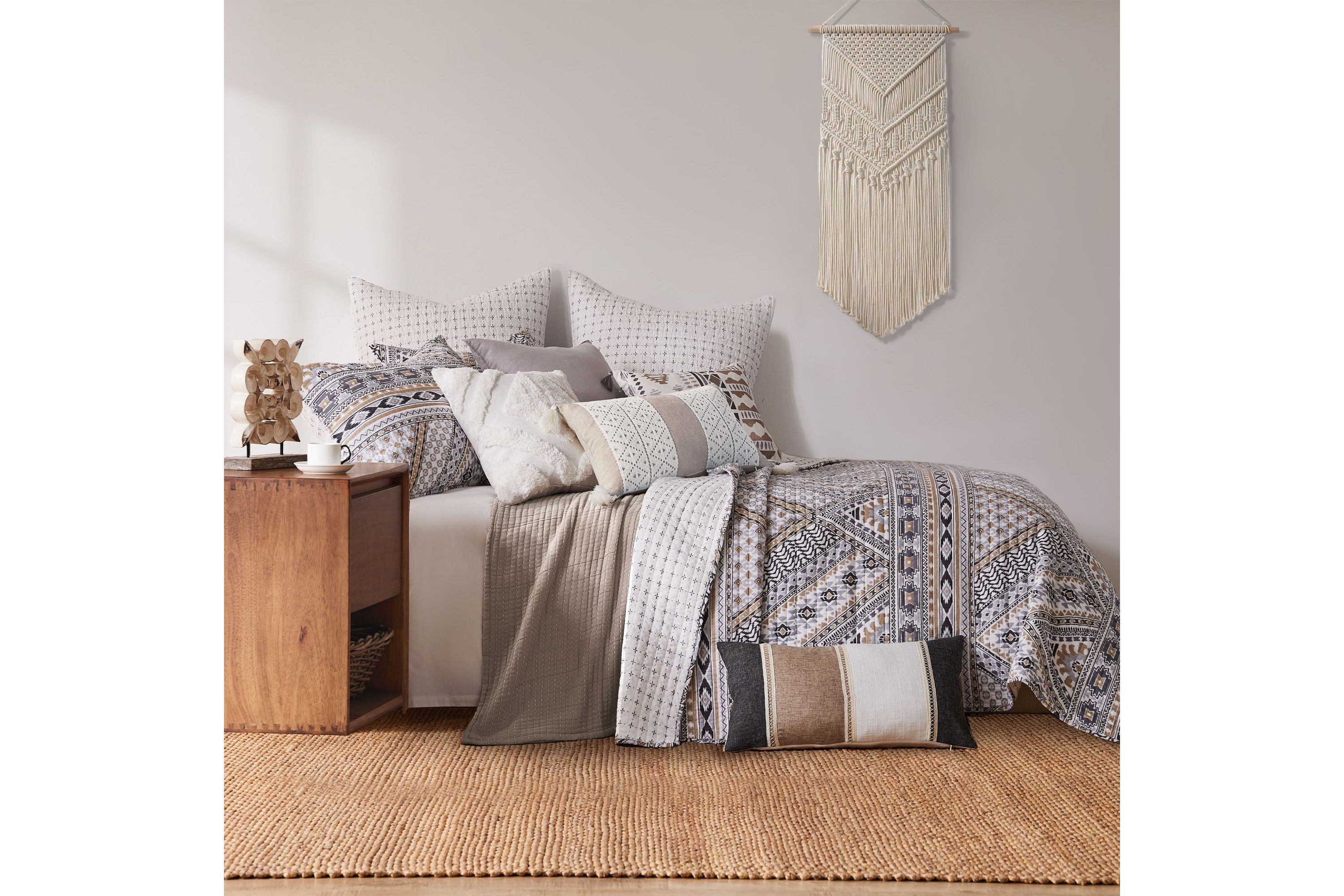 Etrada Twin Quilt Set