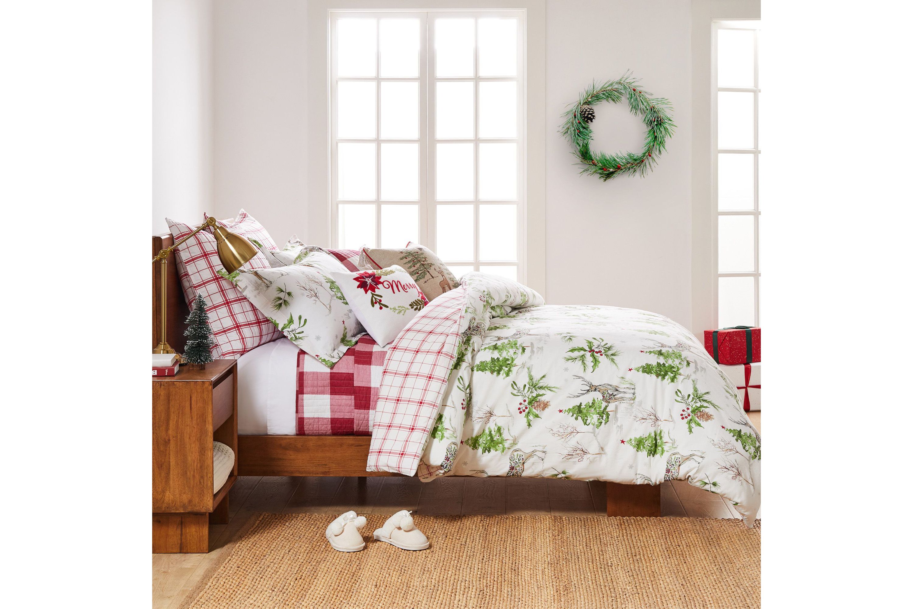 Sleigh Bells Comforter Set