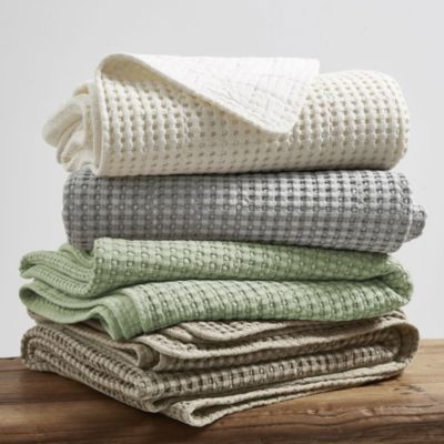 Mills Waffle Quilt Set