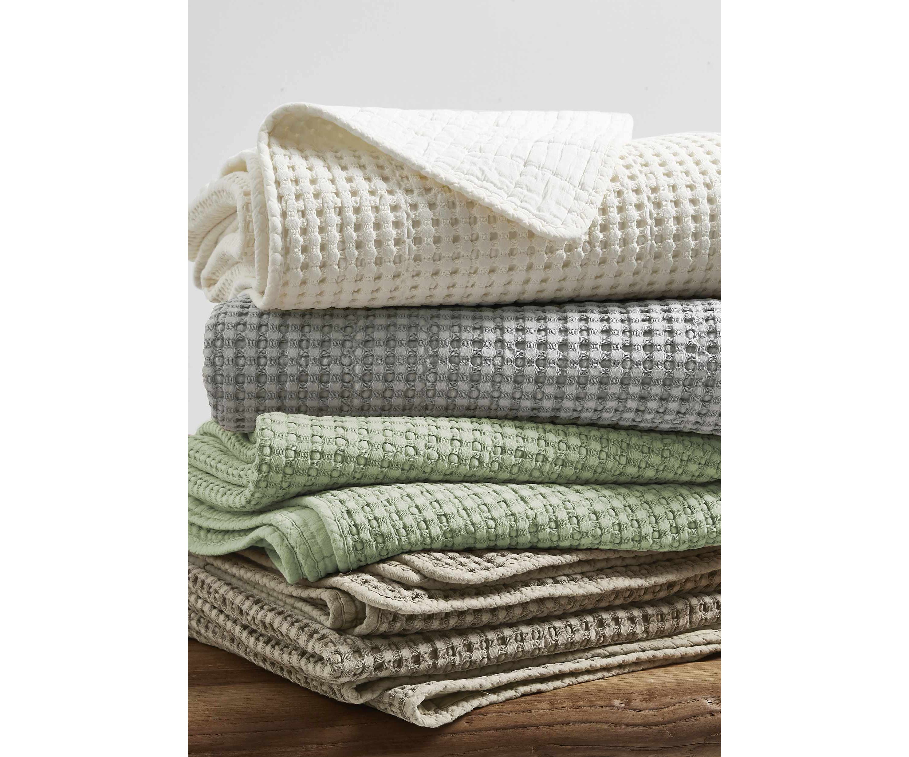 Mills Waffle Bedspread Set