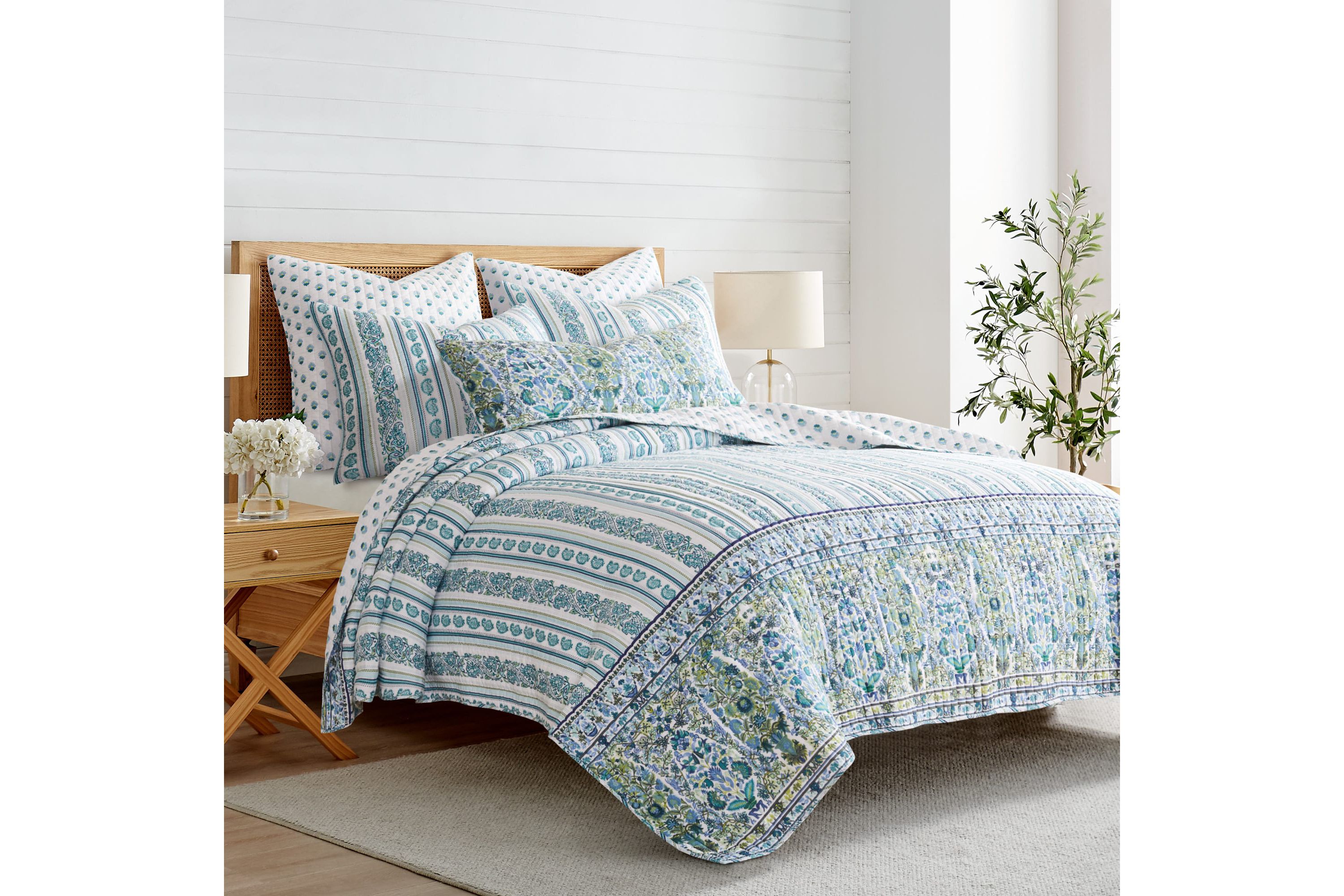 Yasmina Quilt Set