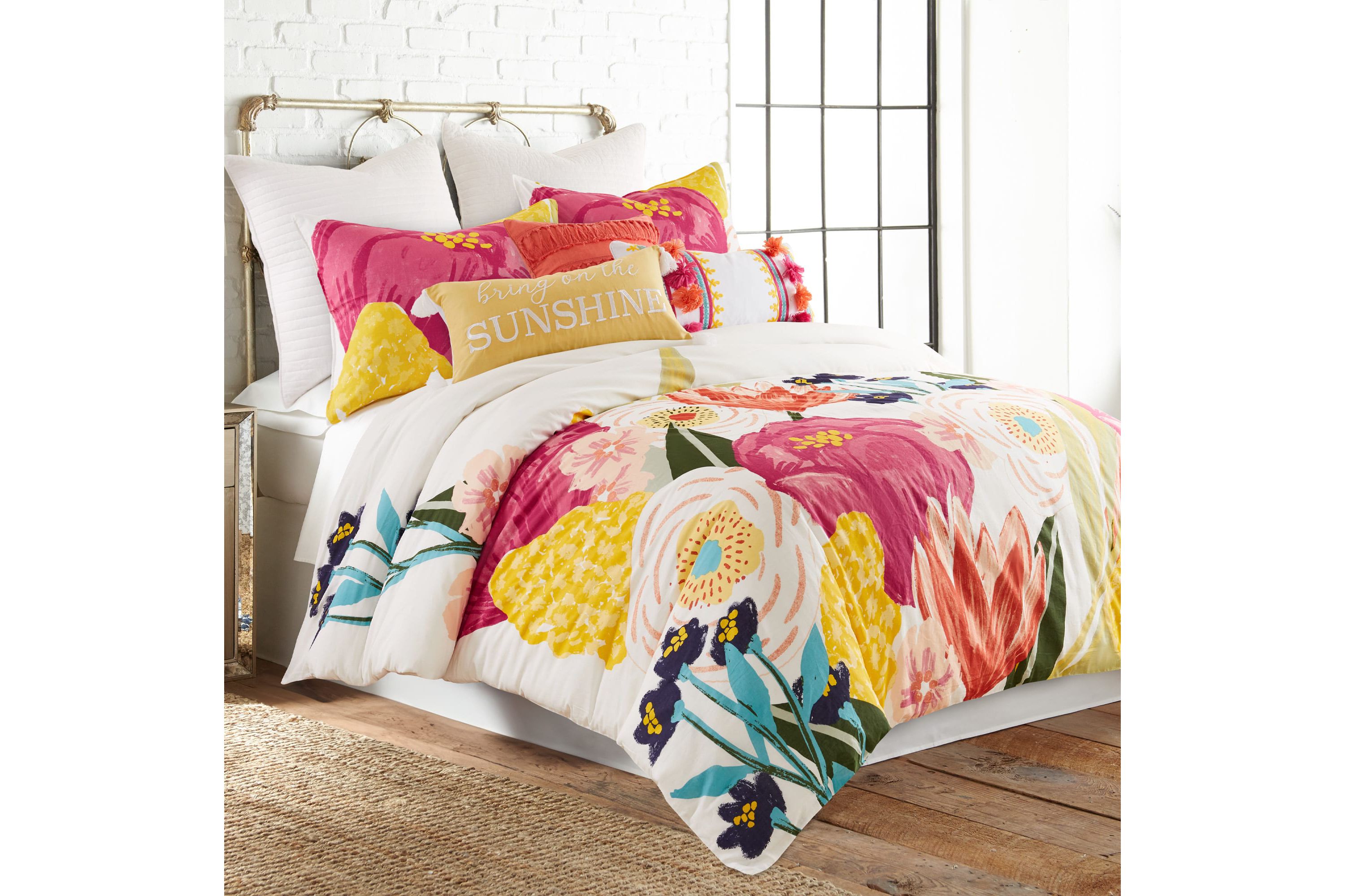 Grandiflora Comforter Set