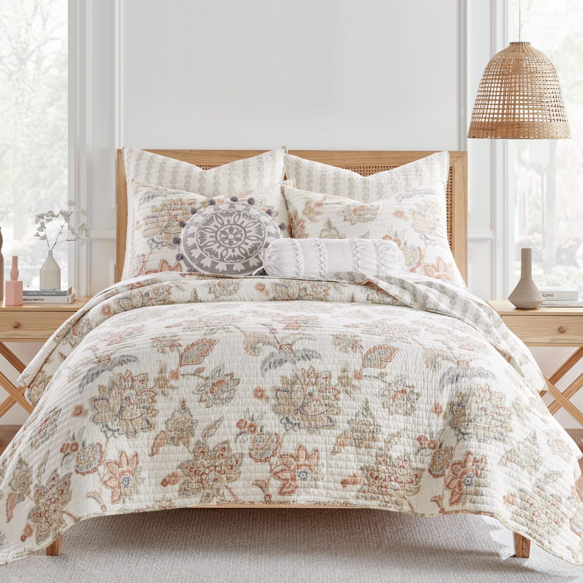 Selesta Blue Quilt Set