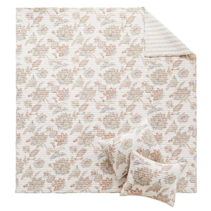 Selesta Blue Quilt Set
