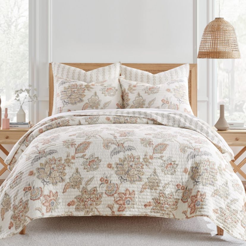 Selesta Blue Quilt Set