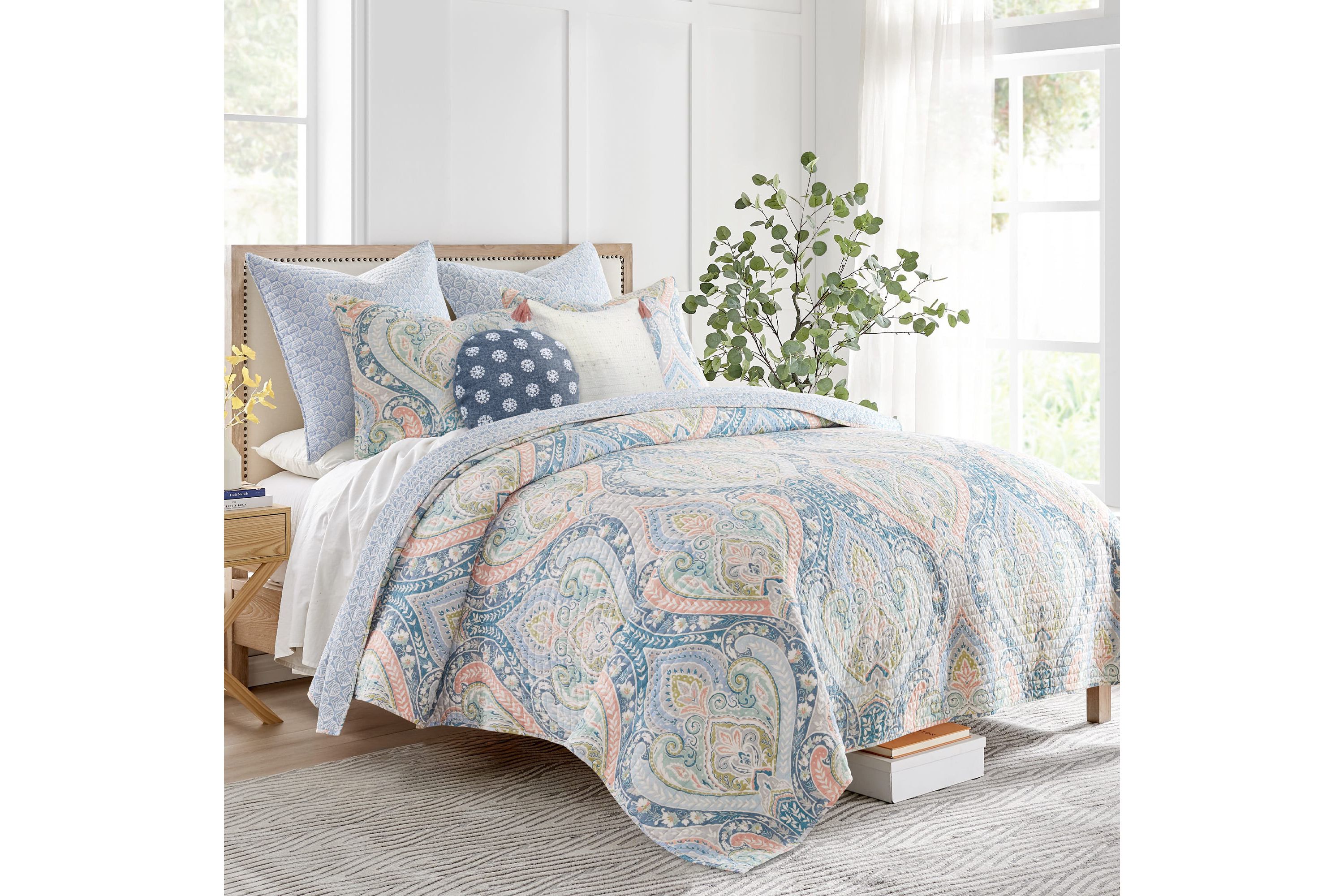 Nadita Quilt Set