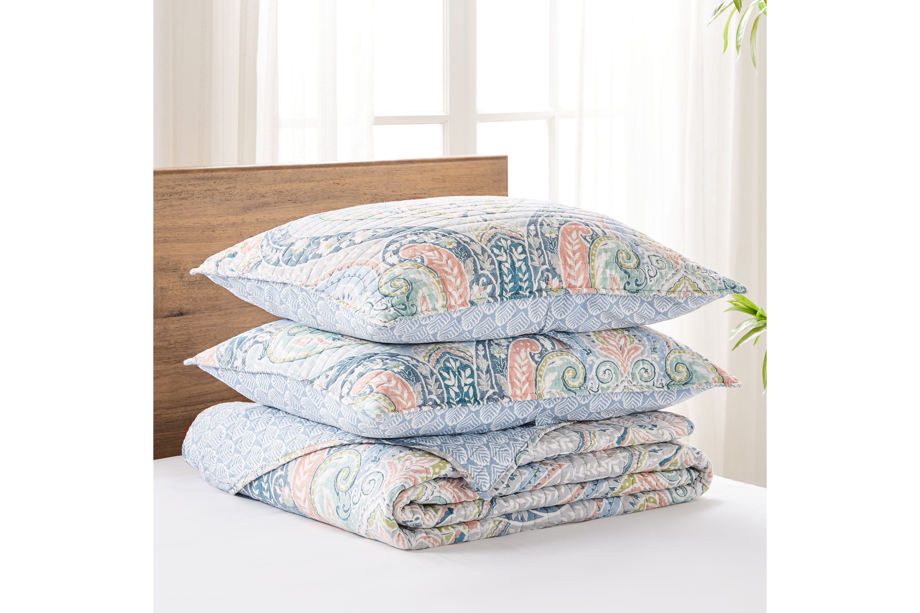 Nadita Quilt Set