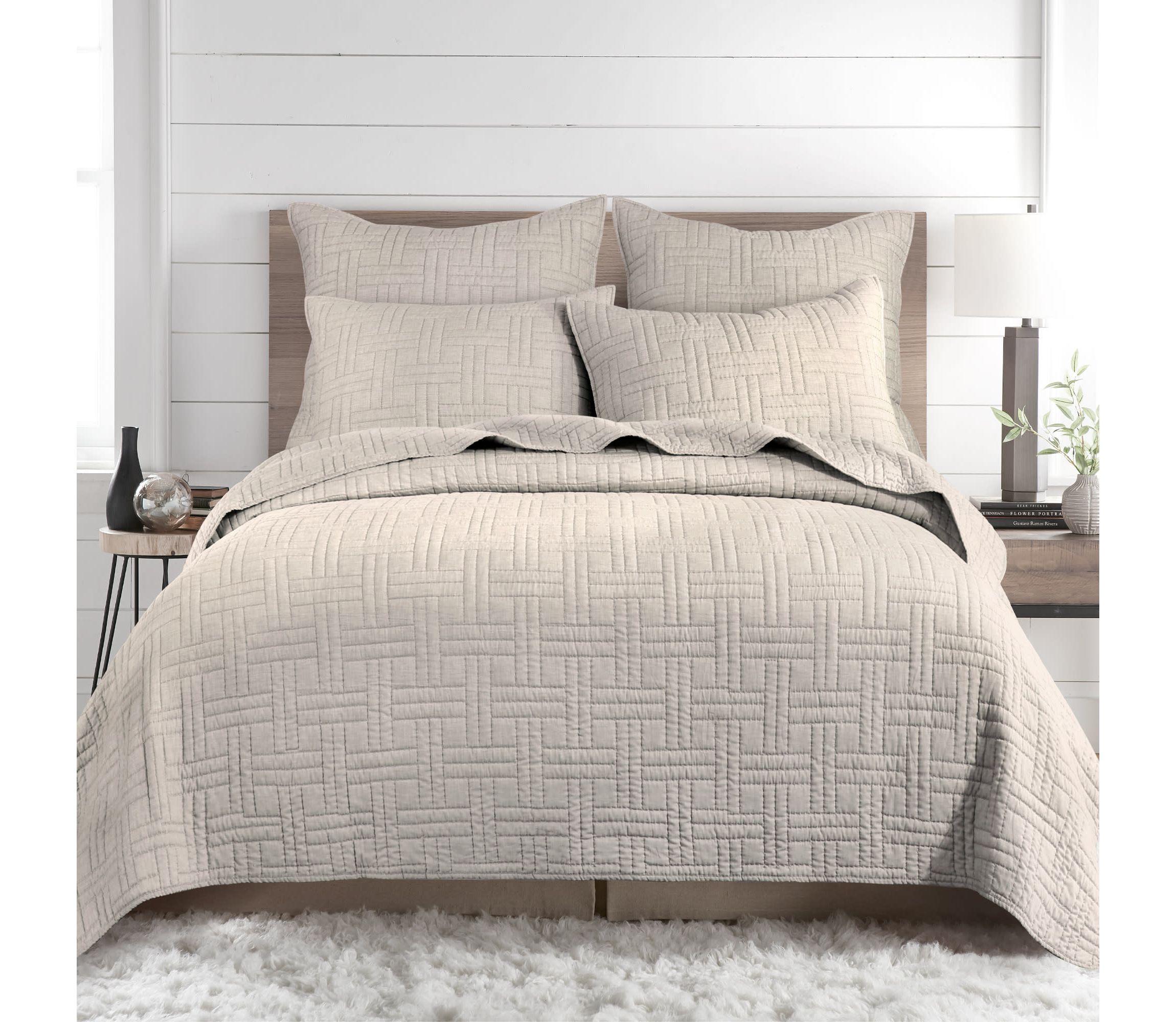 Melange Stitch Quilt Set