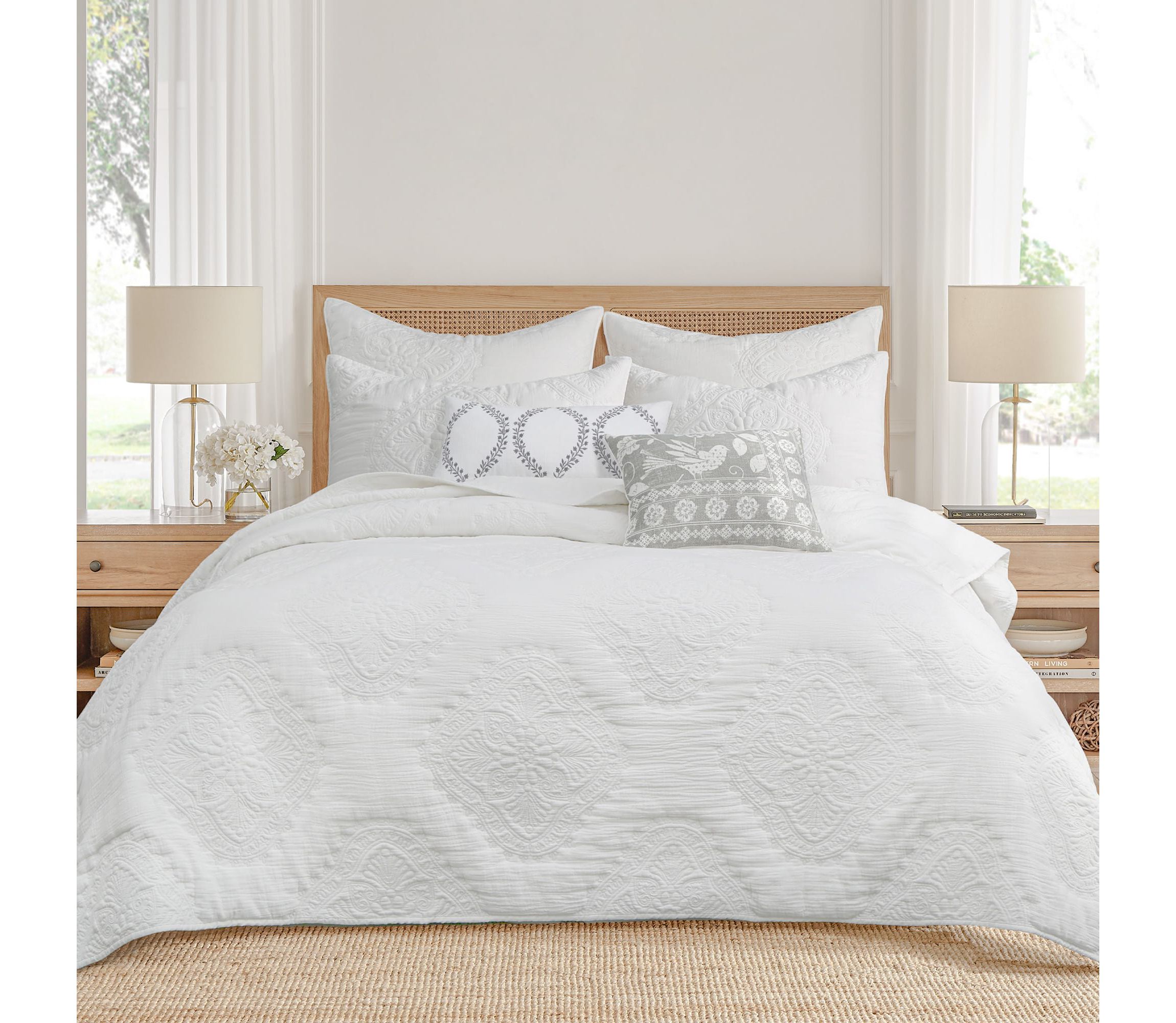 Muslin Stitch Cream Quilt Set