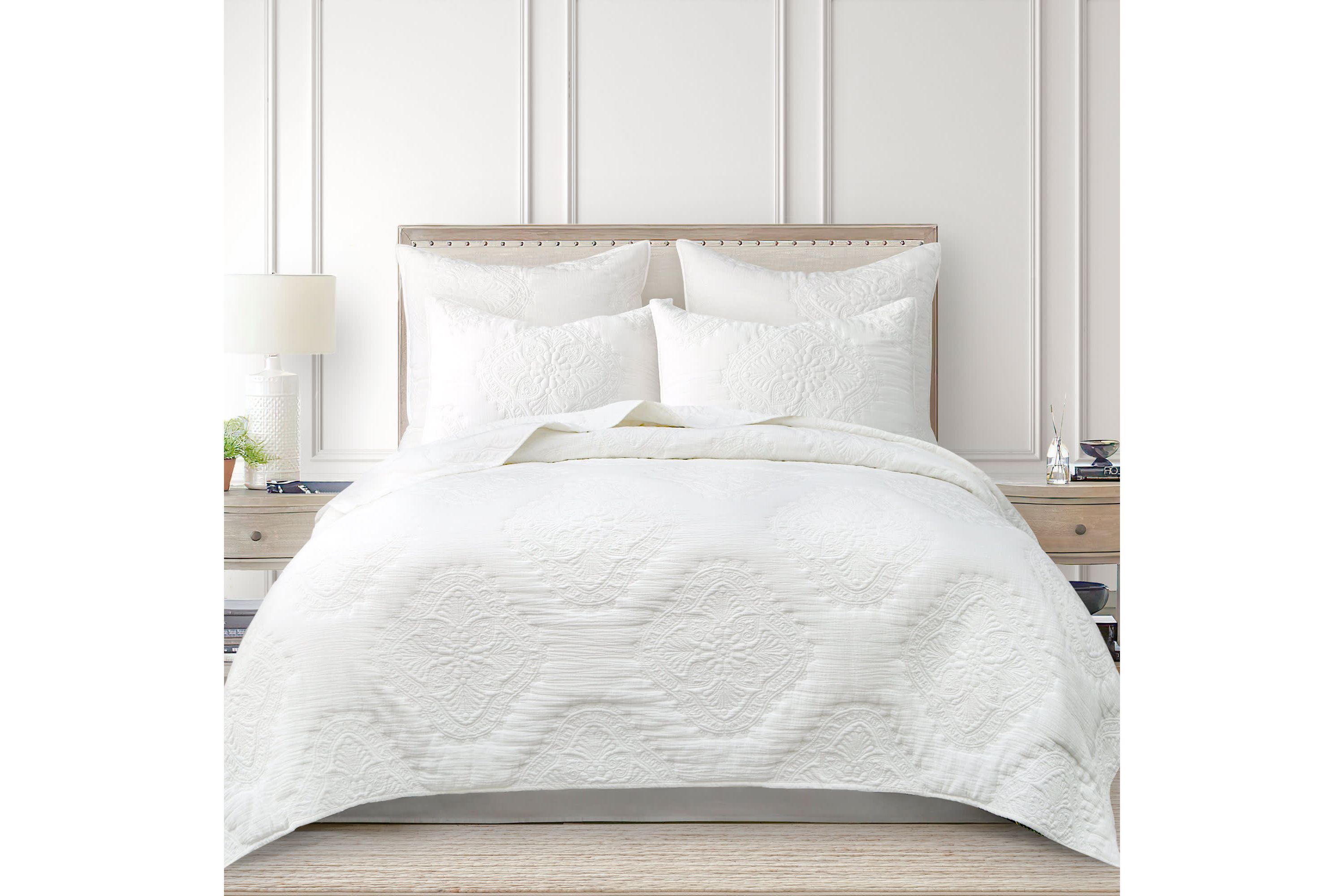 Muslin Stitch Cream Quilt Set