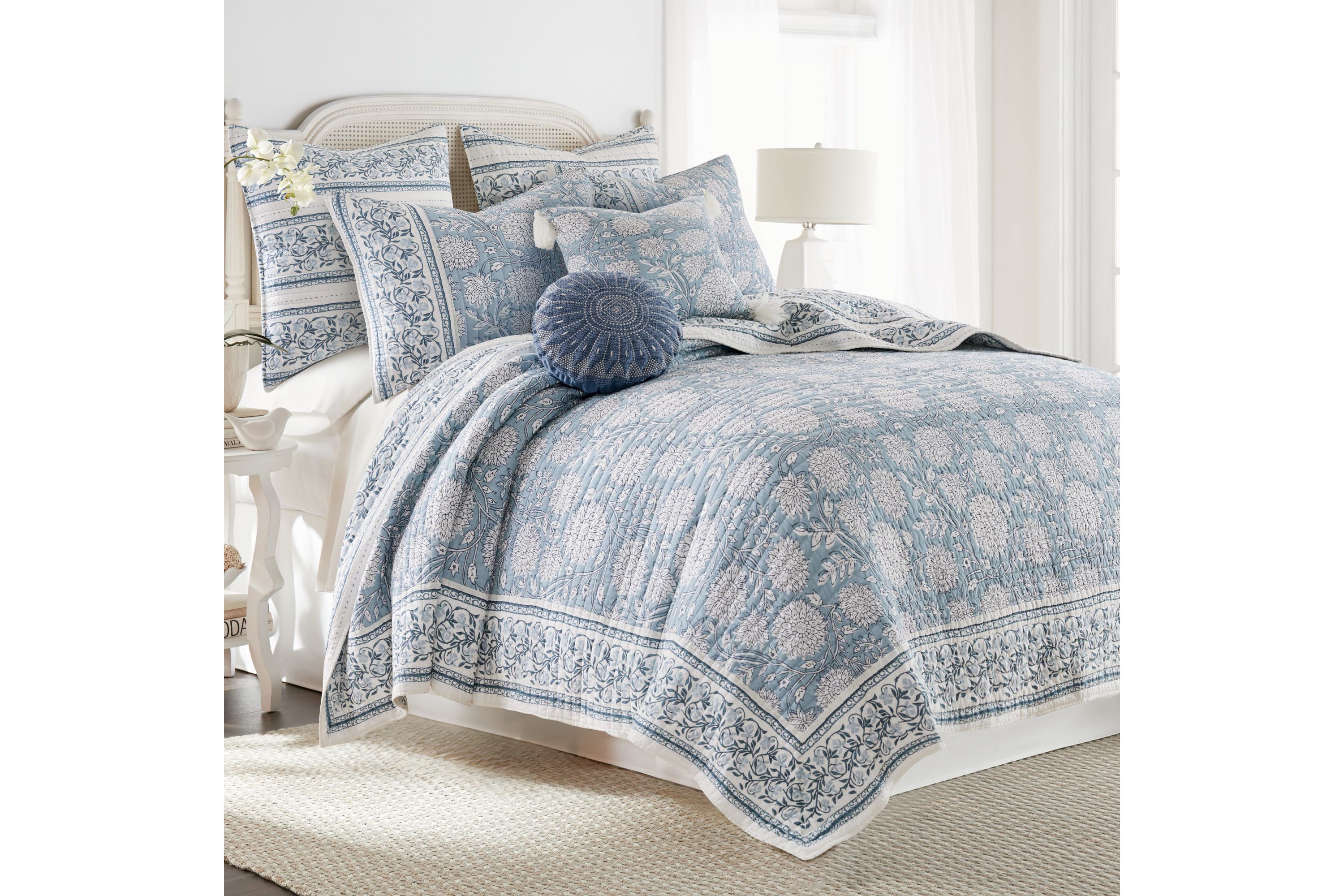 Adare Taupe Quilt Set