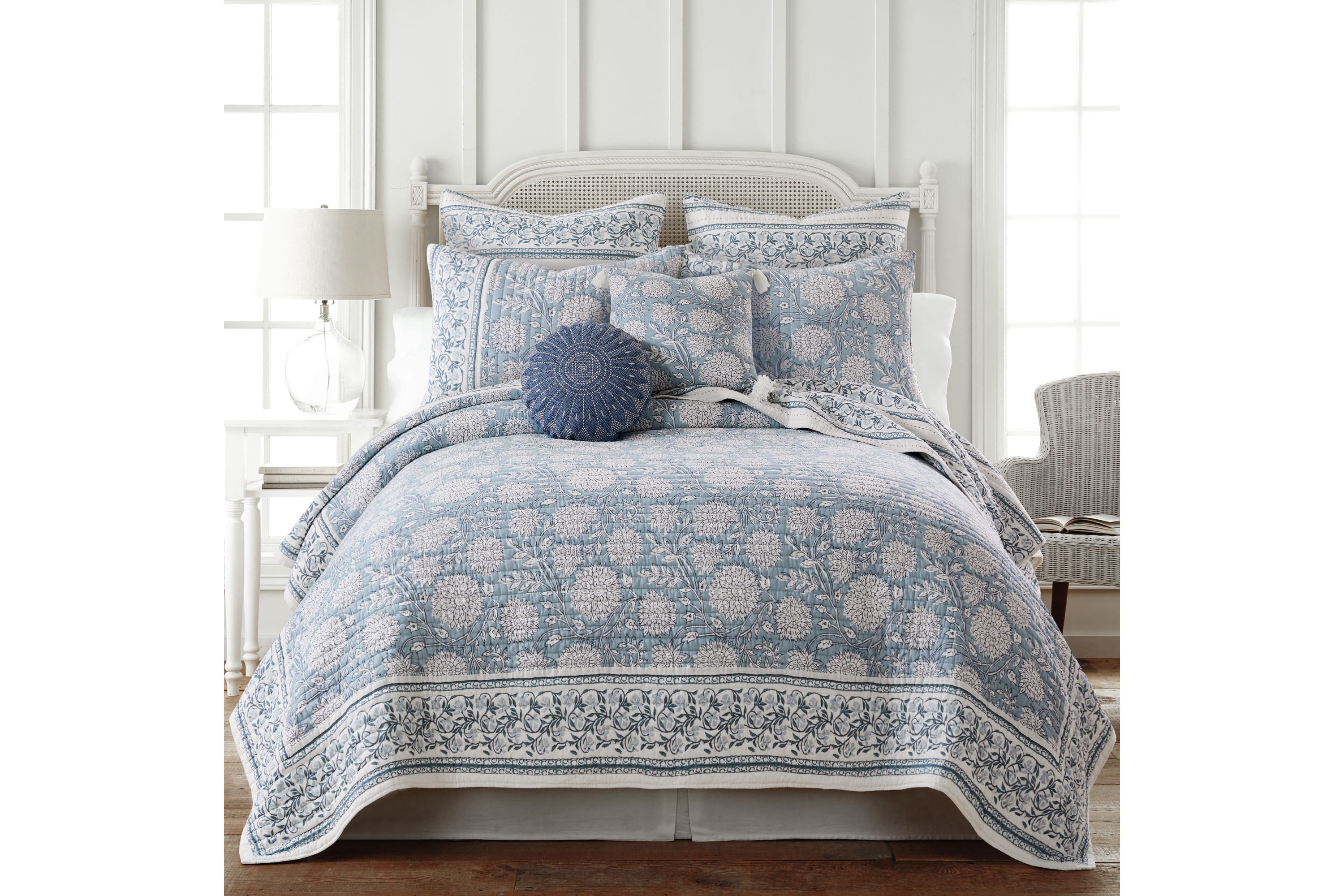 Adare Taupe Quilt Set