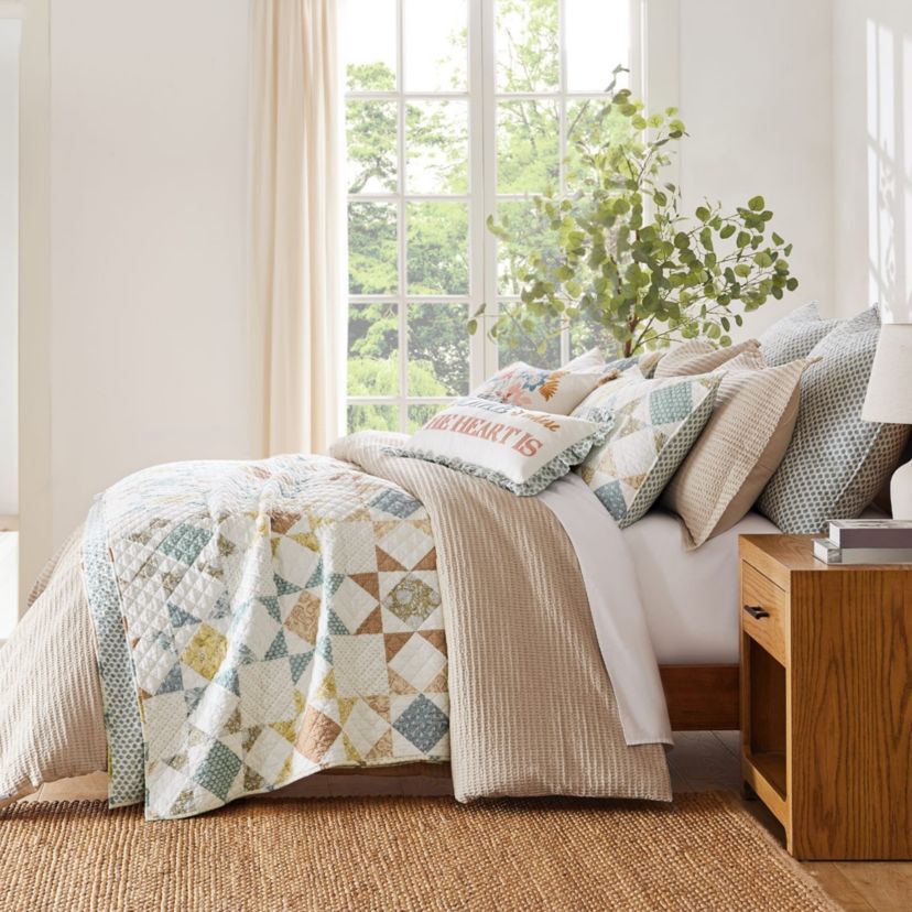 Lottie Quilt Set