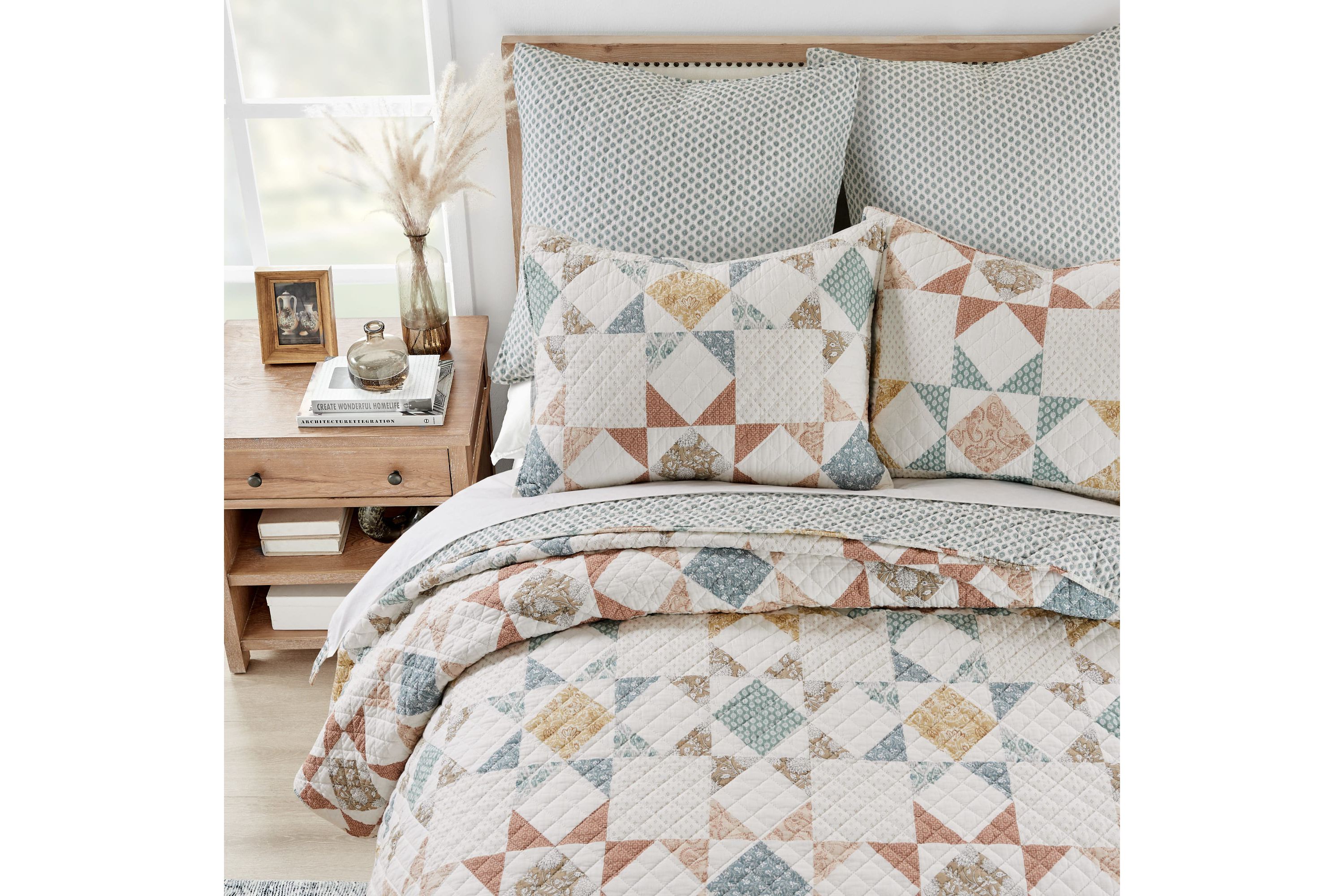 Lottie Quilt Set
