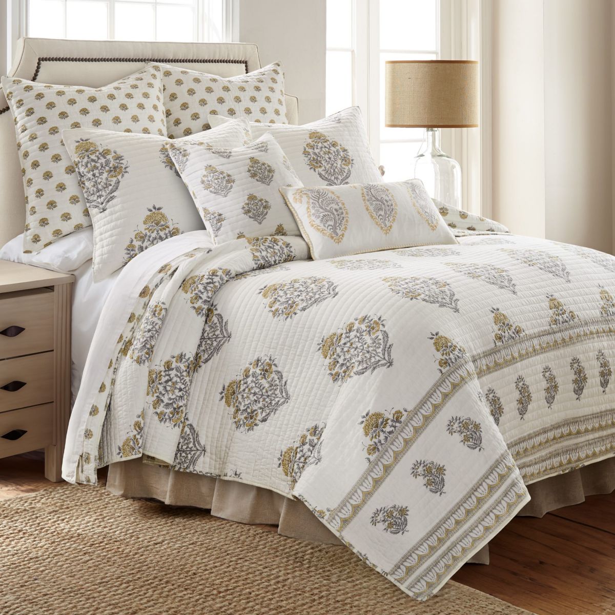 Kamira Ochre Quilt Set