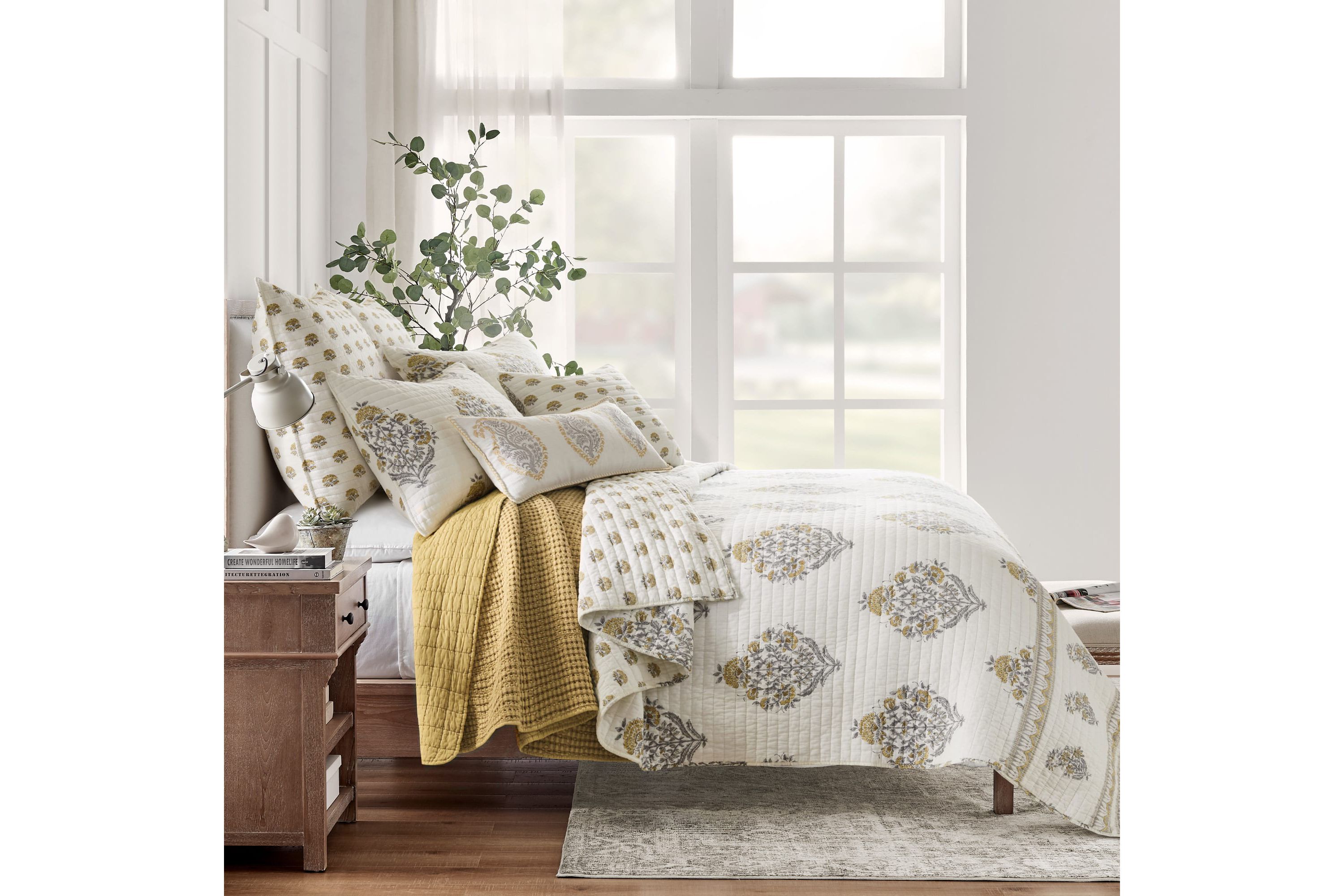 Kamira Ochre Quilt Set